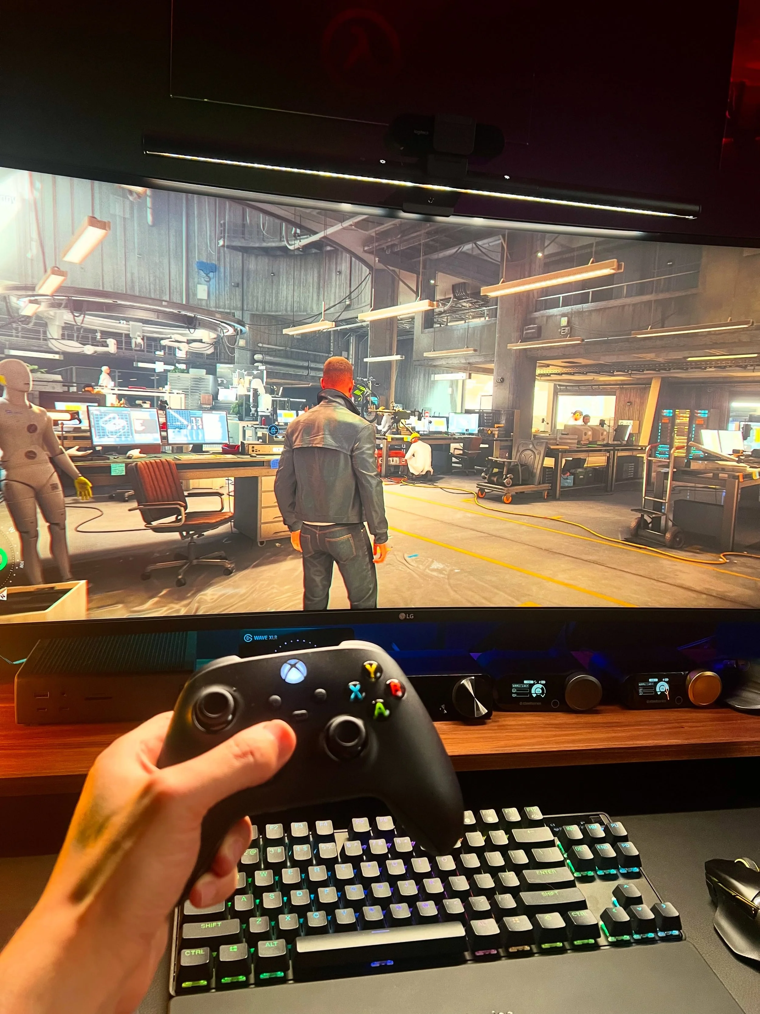 Enjoying some @007gameioi today, and it&rsquo;s awesome so far. The devs have done a great job.

What&rsquo;s serendipitous is that this game has full Sensa haptics integration and its release just happens to coincide with me testing out some cool ha