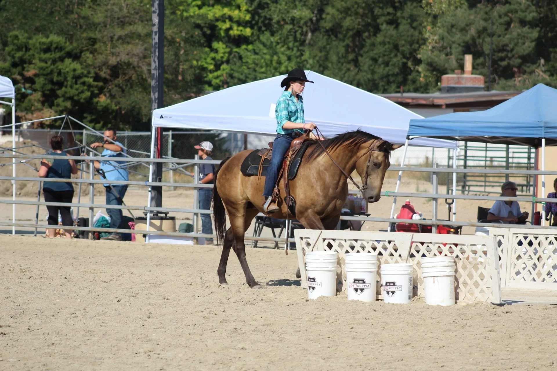 Ashlynn and neytiri.jpg