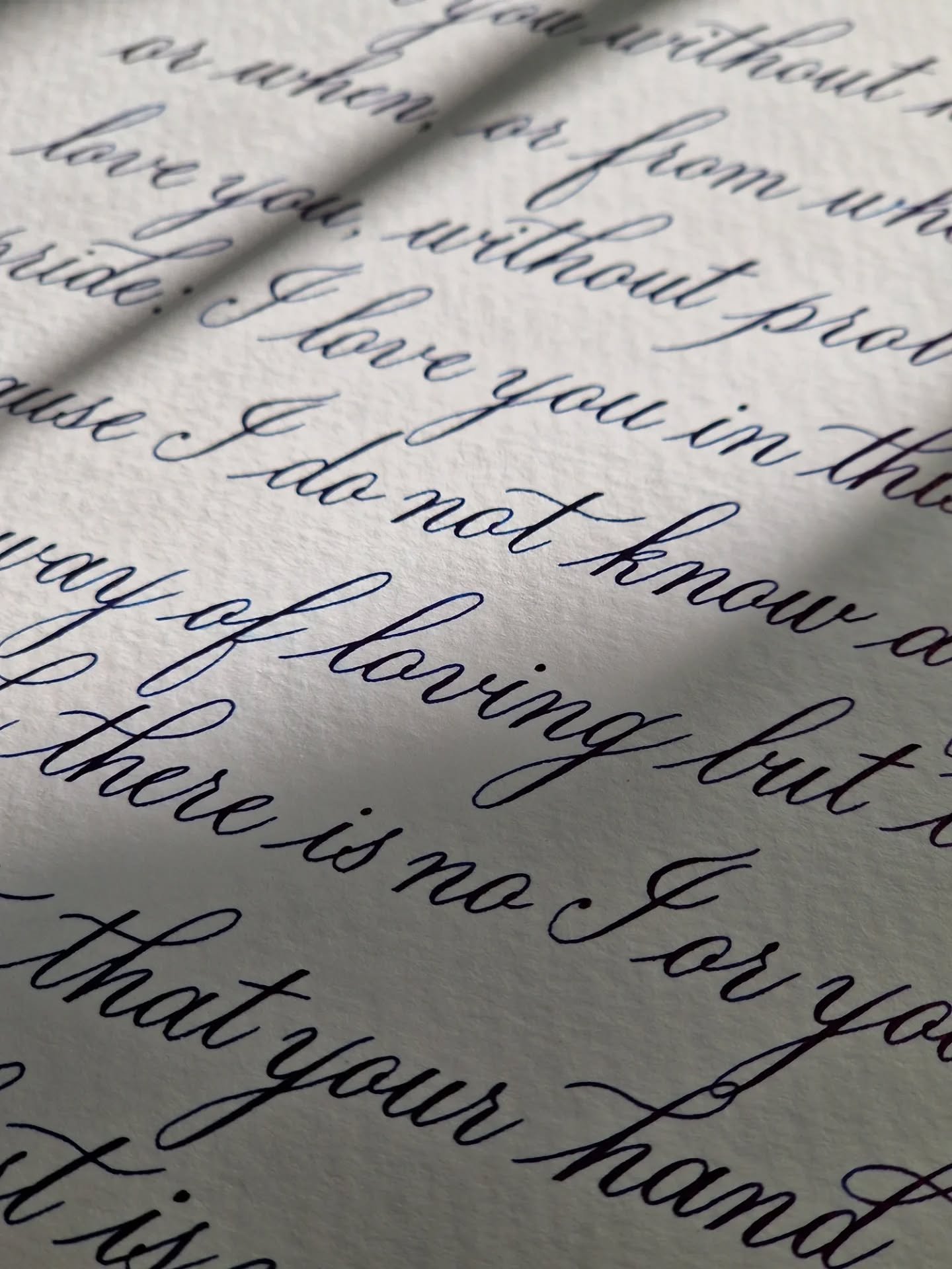 It's been an engraving focused few months for me  and I'm really missing calligraphy! I love engraving of course but I got a bit wistful looking back at some calligraphy projects. Here are some faves 💕

#calligraphy #copperplate #spencerian #eventca