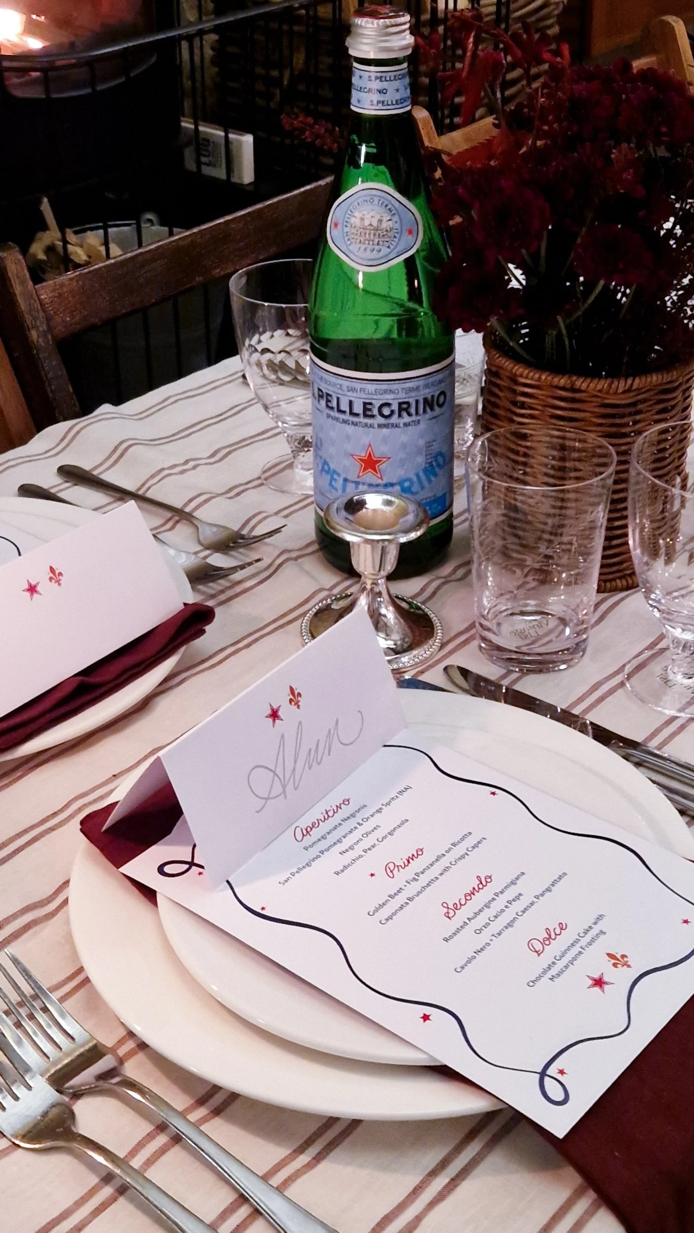 Live bottle calligraphy for San Pellegrino Christmas event
