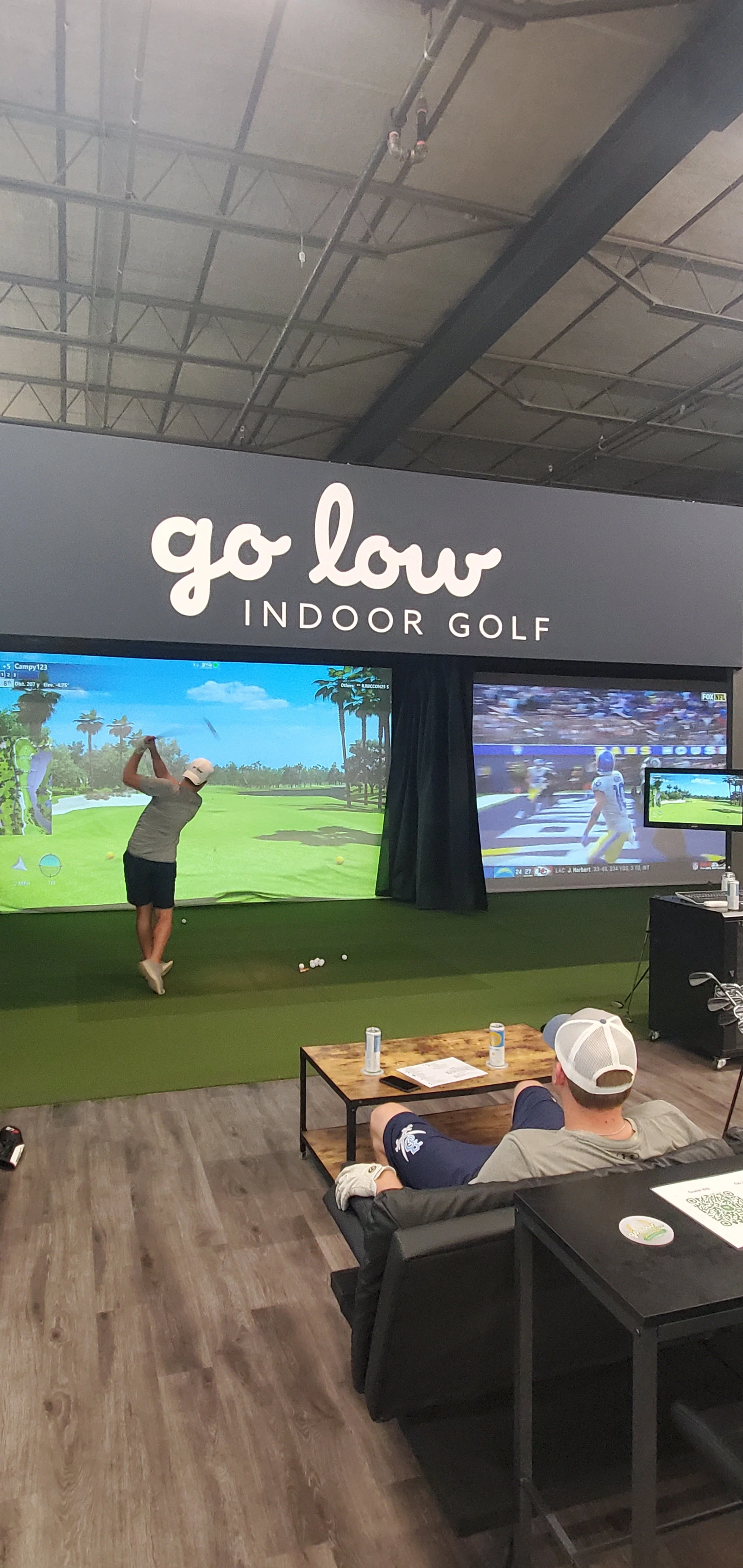 Go Low Indoor Golf - Photo 3
