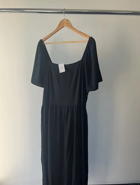 anko curve dress - size 22