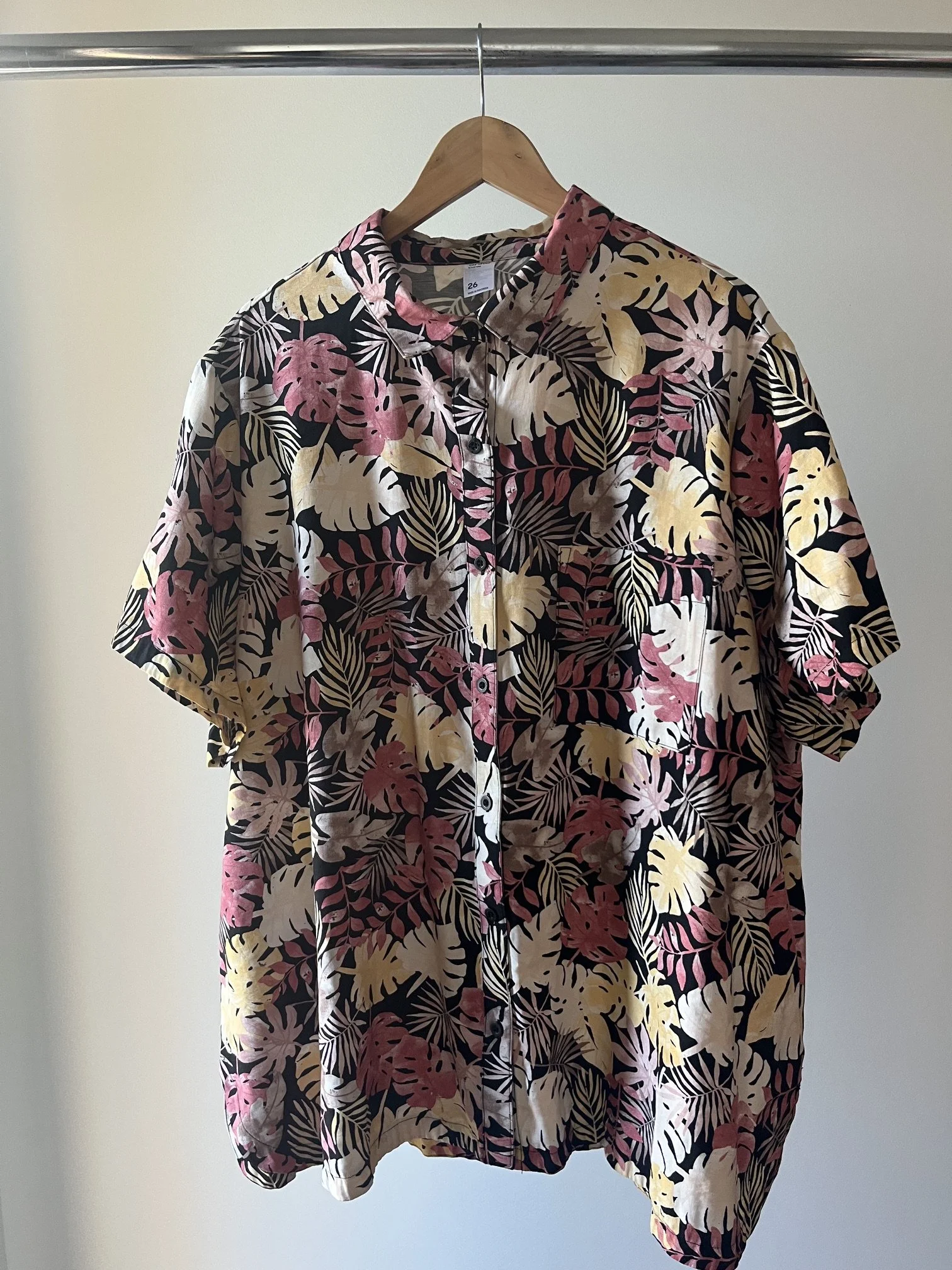 Anko curve shirt - size 26