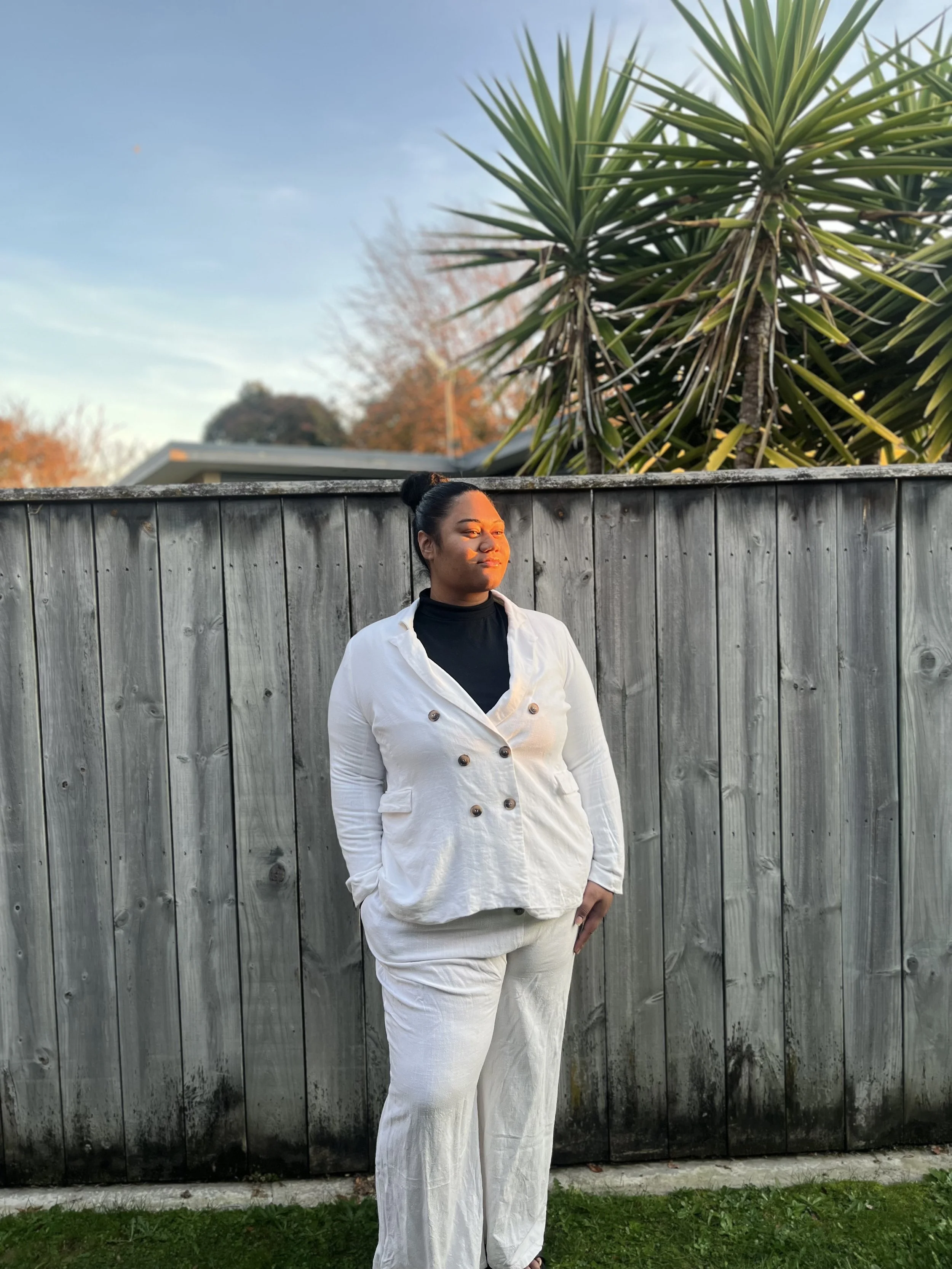 FashionNova suit - size 3XL