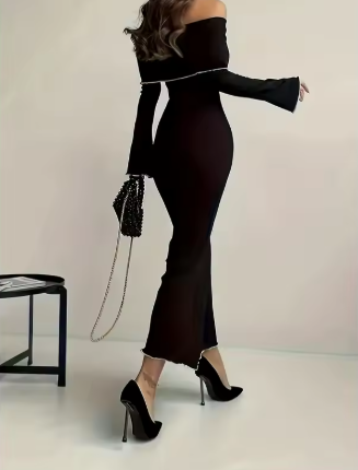 black dress back view.png