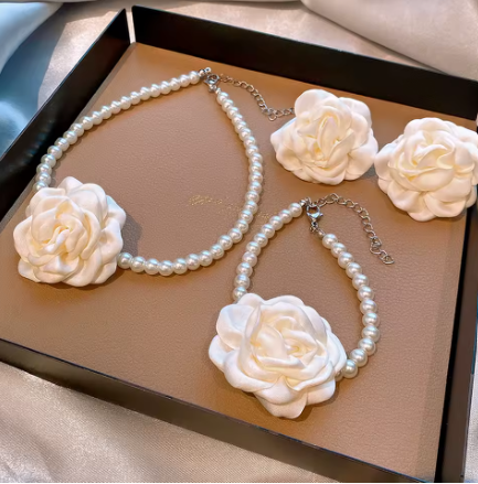 Floral and Pearl Jewelry Set