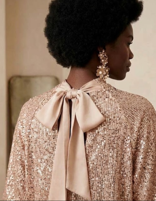 back of champagne puff sleeve blouse.png