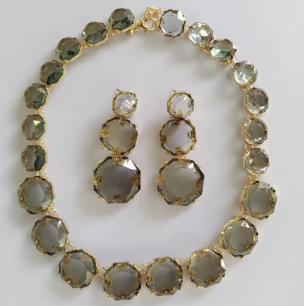grey glass necklace set.png