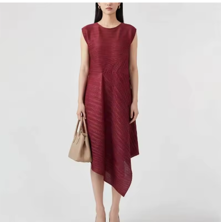 Woman Wearing Burgundy Asymmetrical Hem O-Neck Pleated Midi Dress