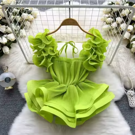green pleated blouse.png