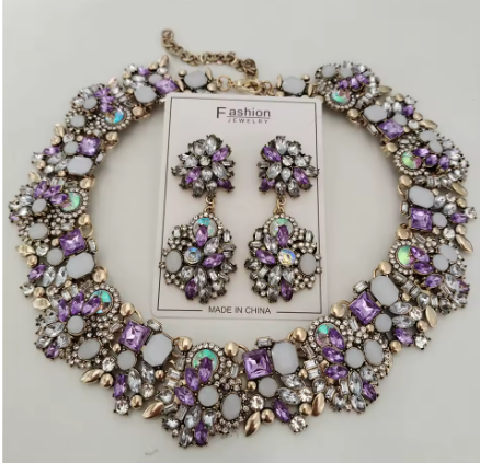 purple rhinestone jewelry set.png