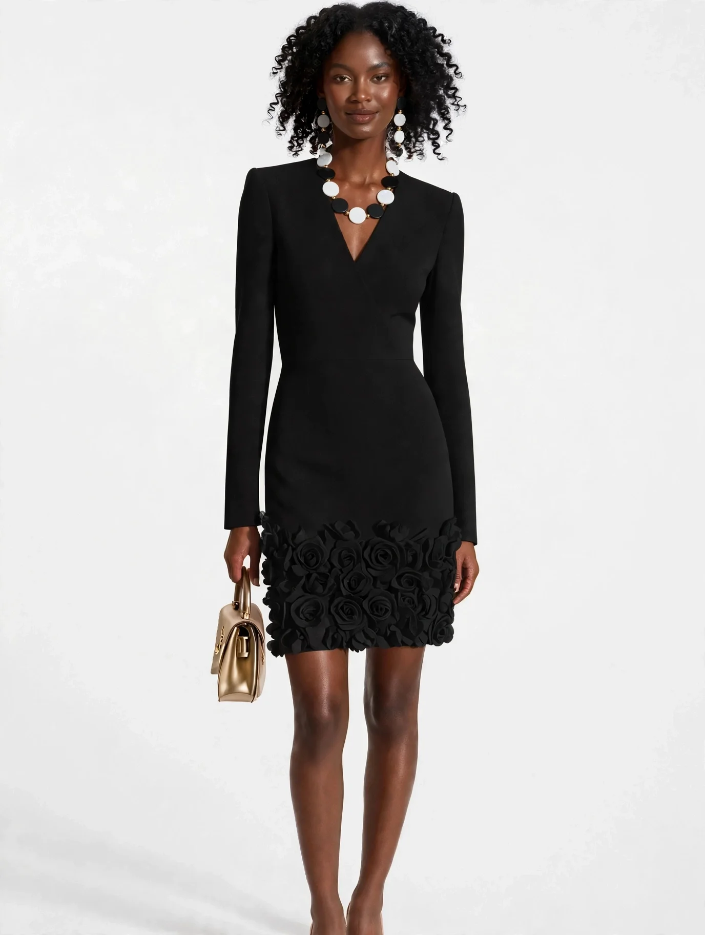 black_white_disc_jewelry.webp