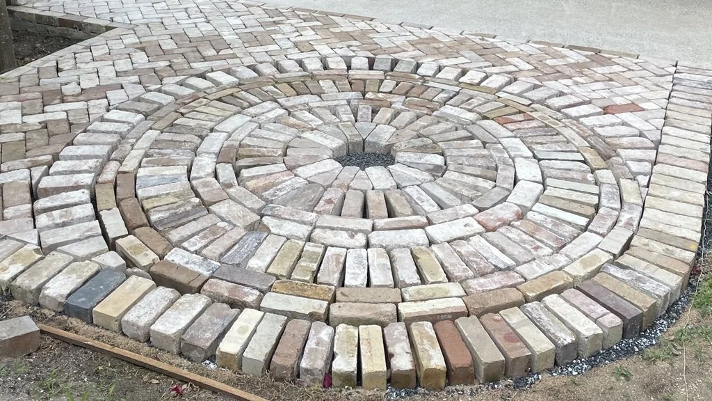 Circle Pavement
