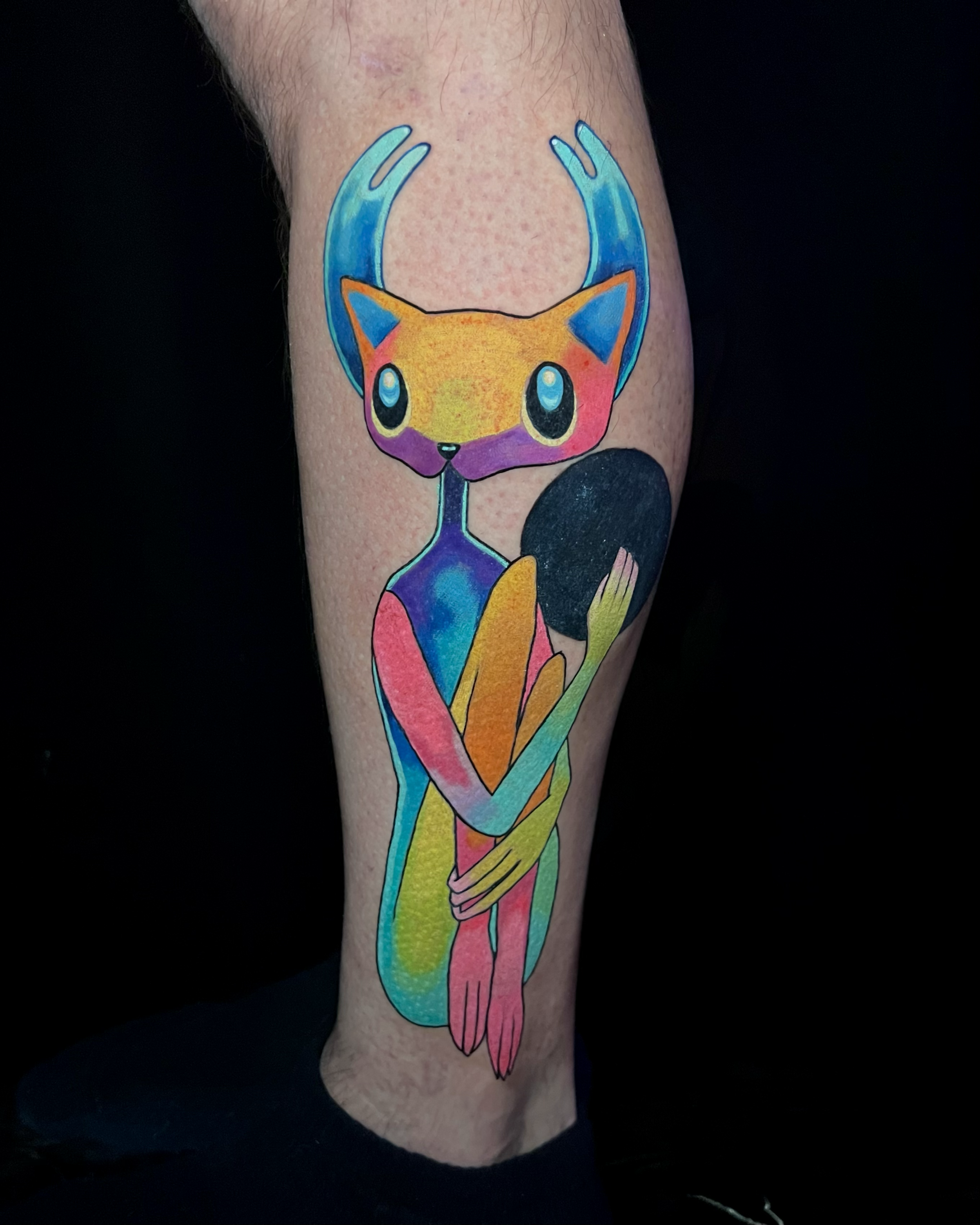 "EEvol 1"
Tattooed ink on leg
12in x 5in
2023