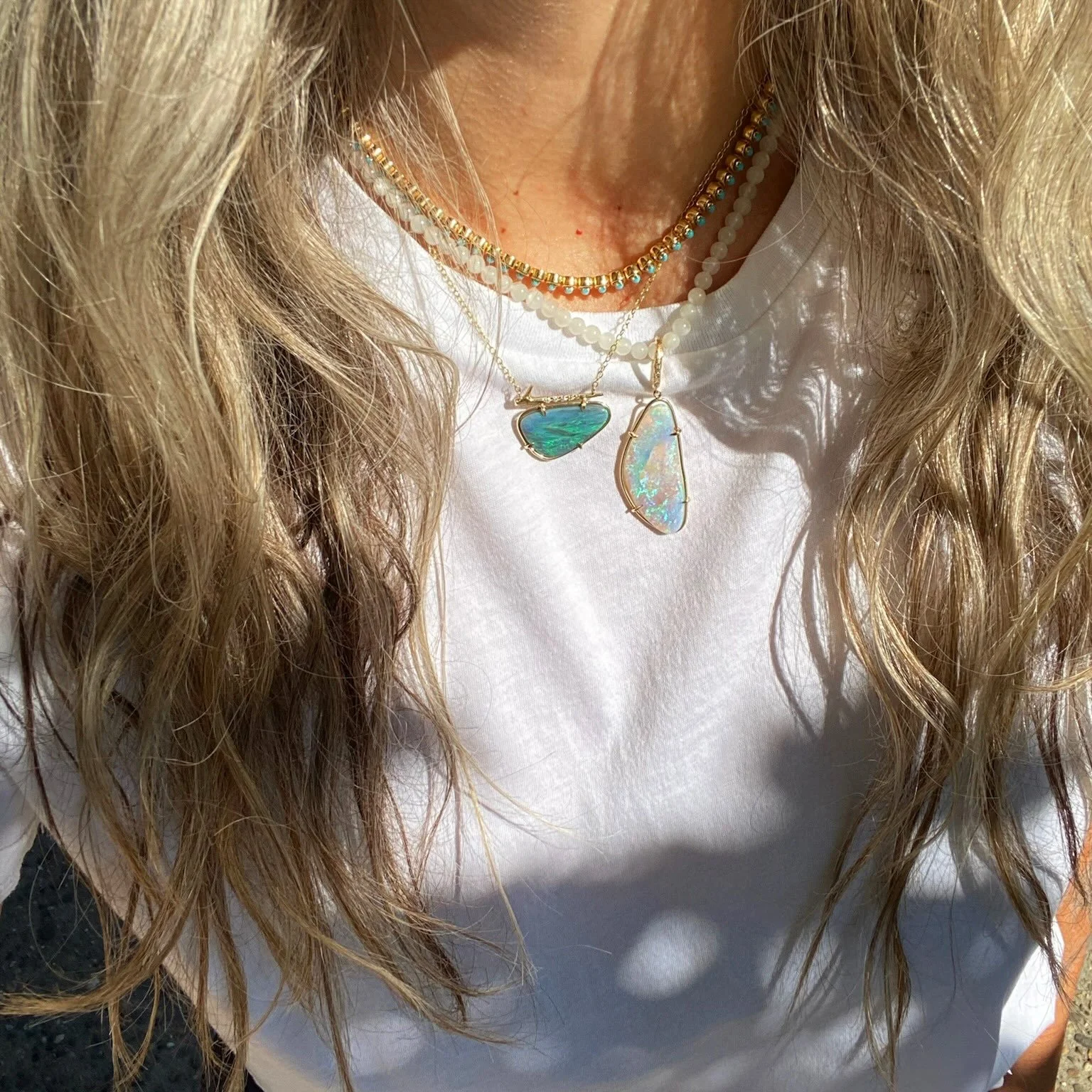 ever see something in nature so beautiful you wish you could keep it forever? that&rsquo;s the idea behind some of the most iconic pieces by @elisabethbelljewelry - from a thorn tree in Germany to willow branches at the Descanso Gardens in California