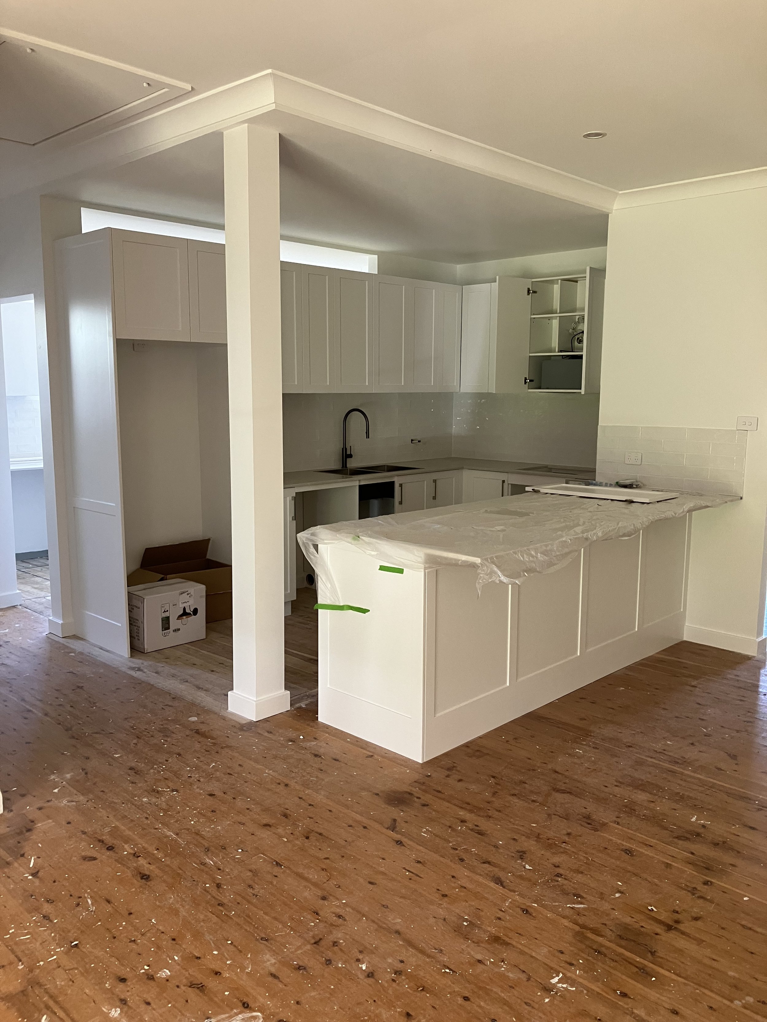 Kitchen 5.jpg