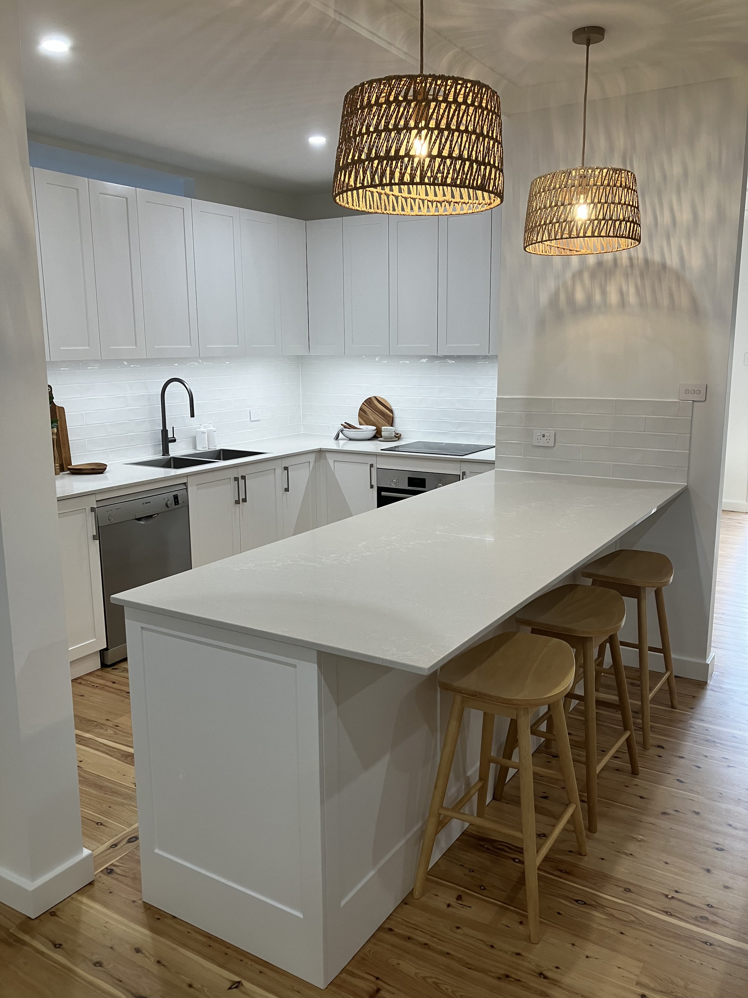 Kitchen 6.jpg