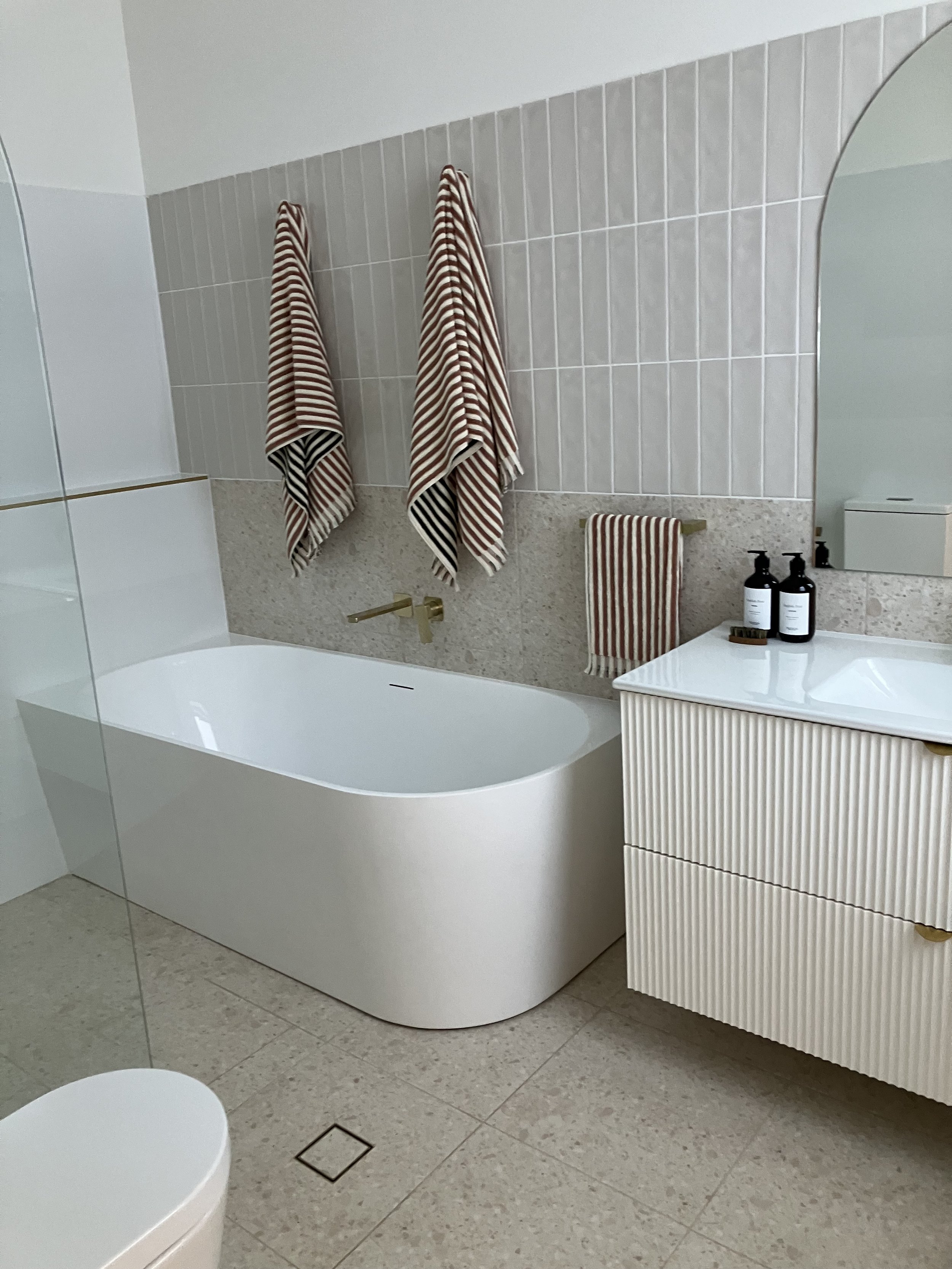 finished bathroom - Copy.jpg