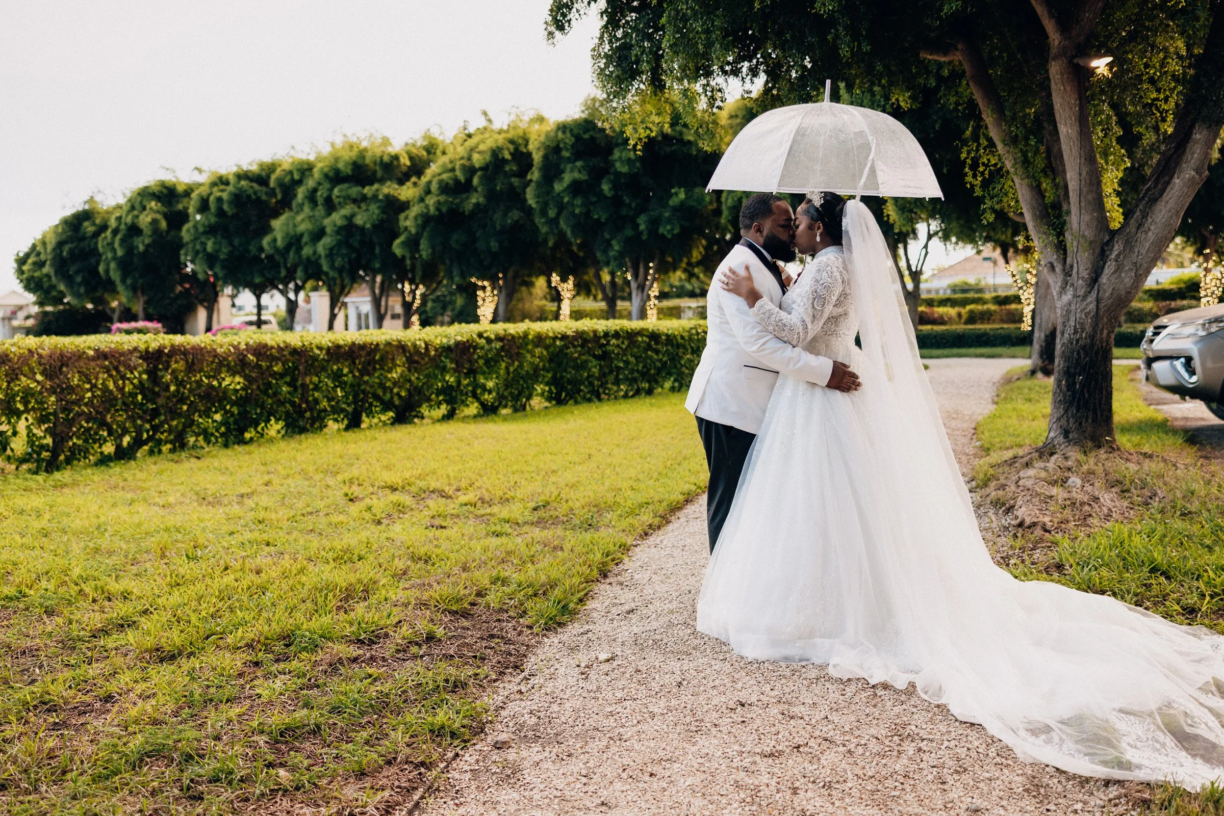 Claudnuelson & Rovein