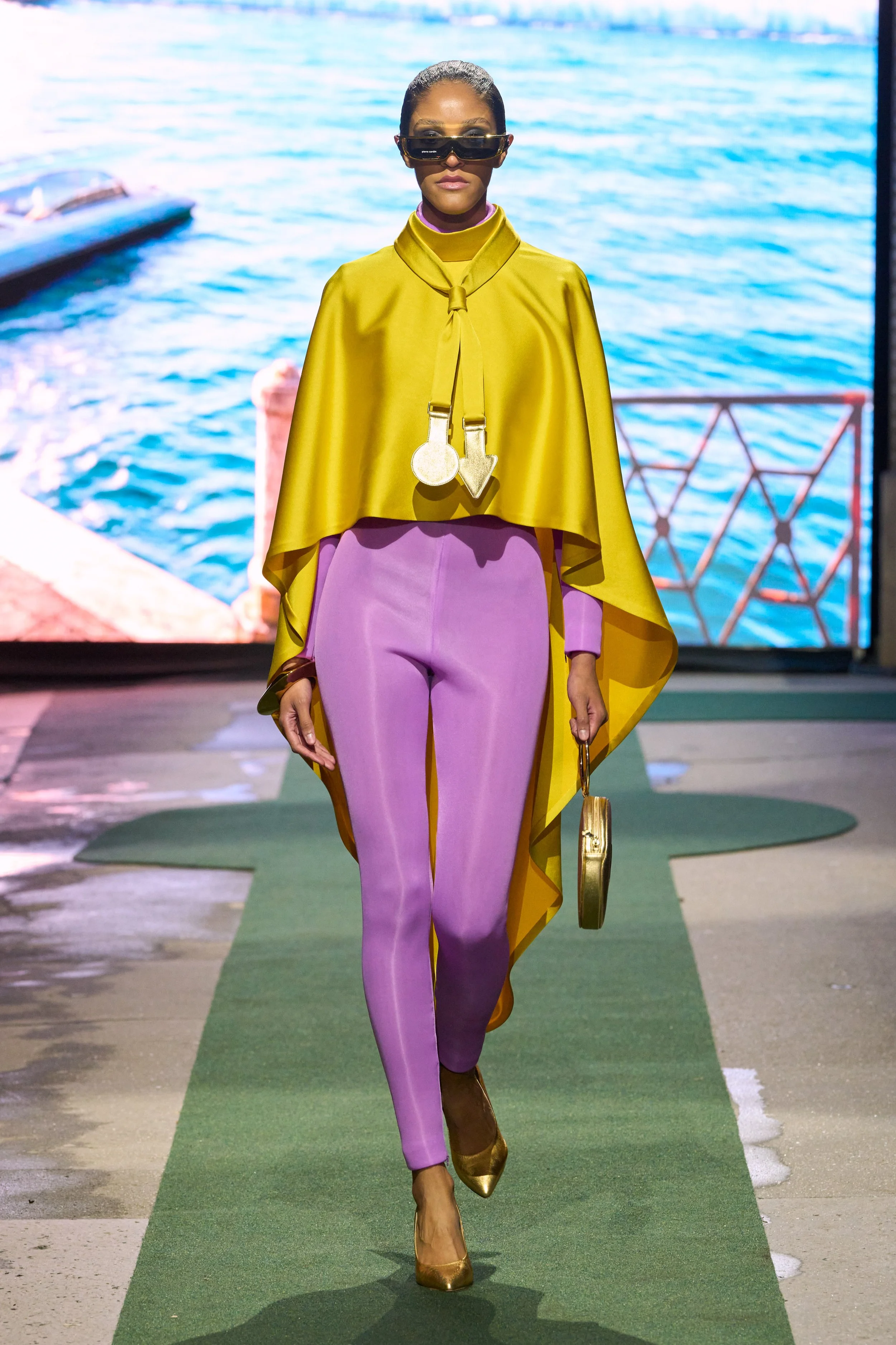 Pierre Cardin F26 047.jpg