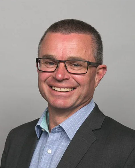 Picture of Colin May. A consultant with sales and leadership knowhow.