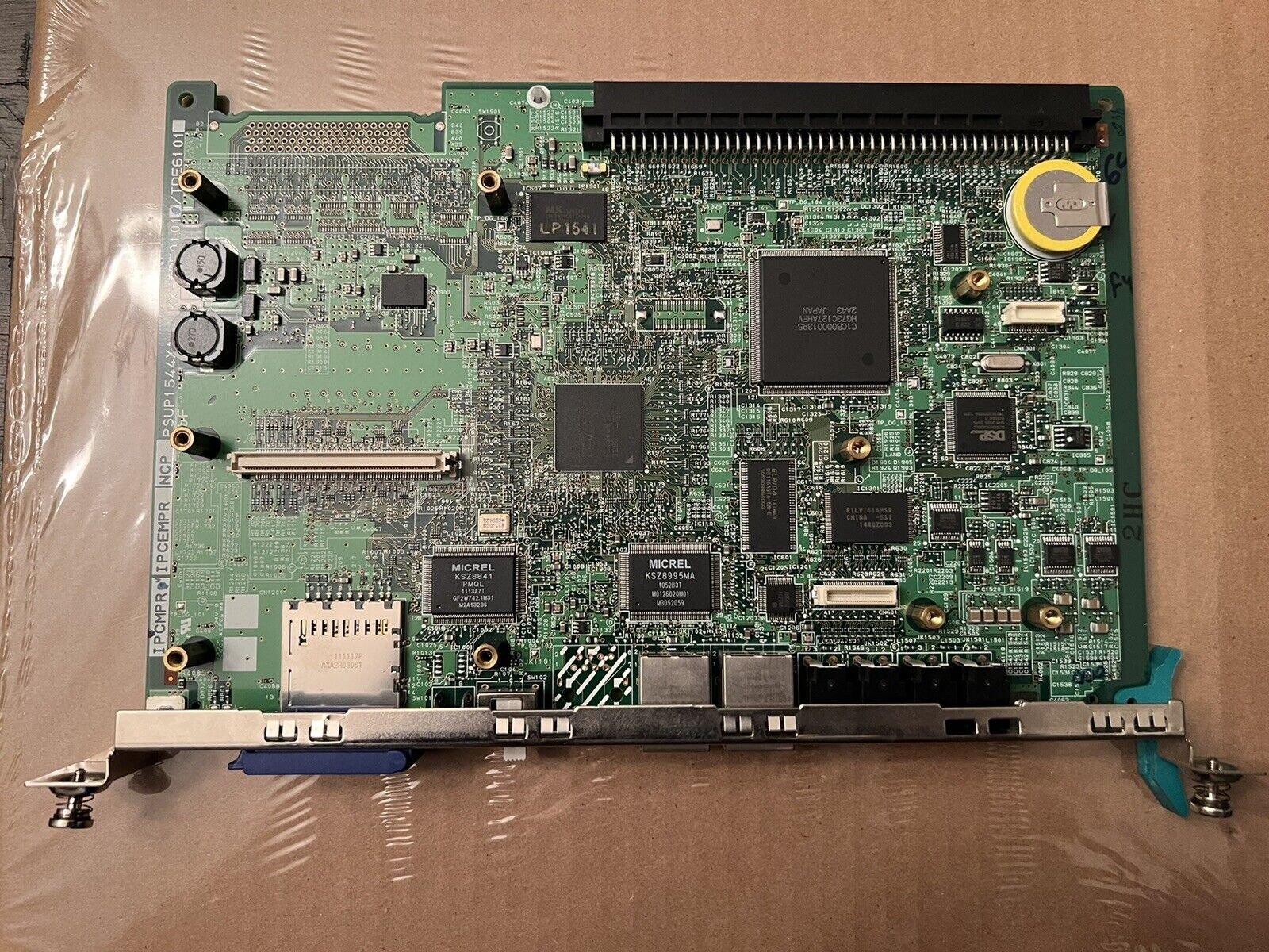 KX-TDE0101.jpg