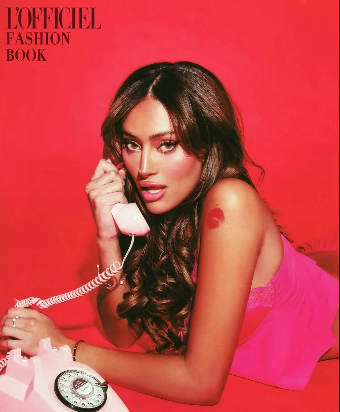 This lovely patient of mine, well known super model and TV personality, underwent a quaternary rhinoplasty (complex revision rhinoplasty) over a year ago after having had 3 previous unsuccessful rhinoplasties. Her nose suits her face perfectly and sh