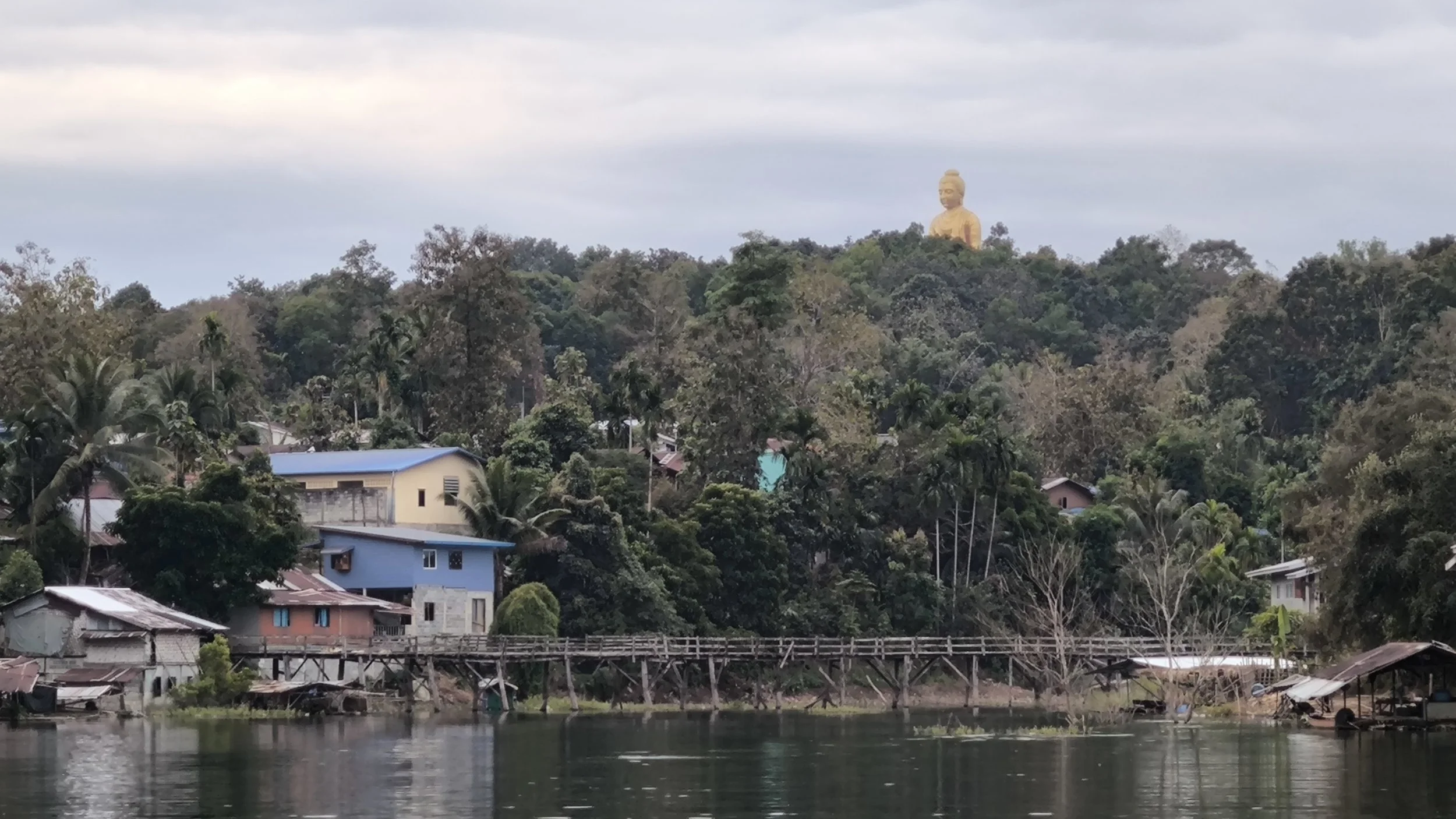 mon-village-sup-sangkhlaburi-buddha.jpg.jpg