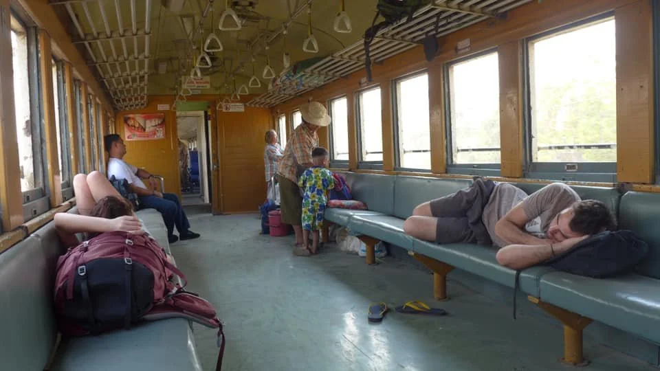 sleepy-train-bangkok-kanchanaburi.jpg