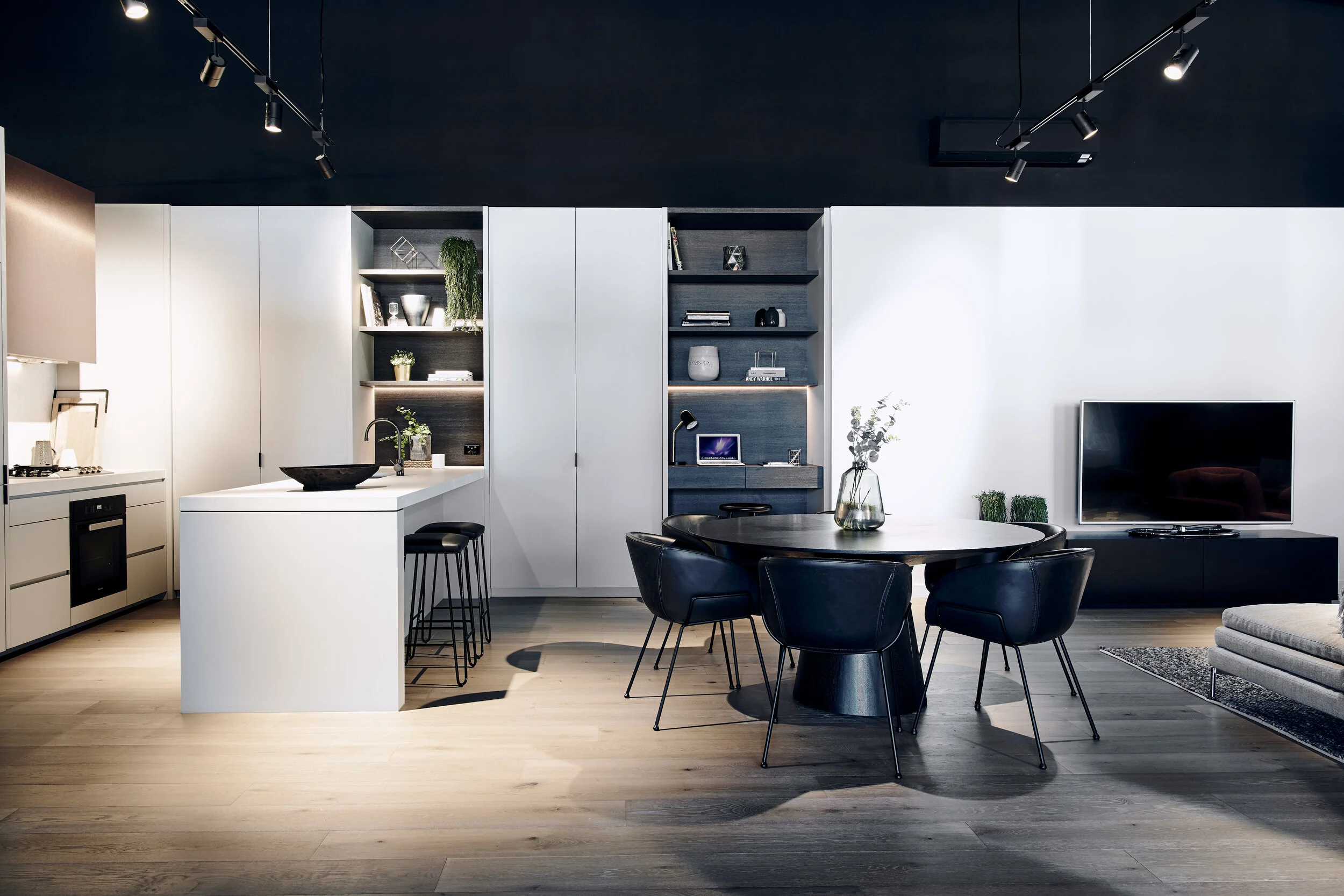 Office Fitout | 501 Tower Office L9 & 10