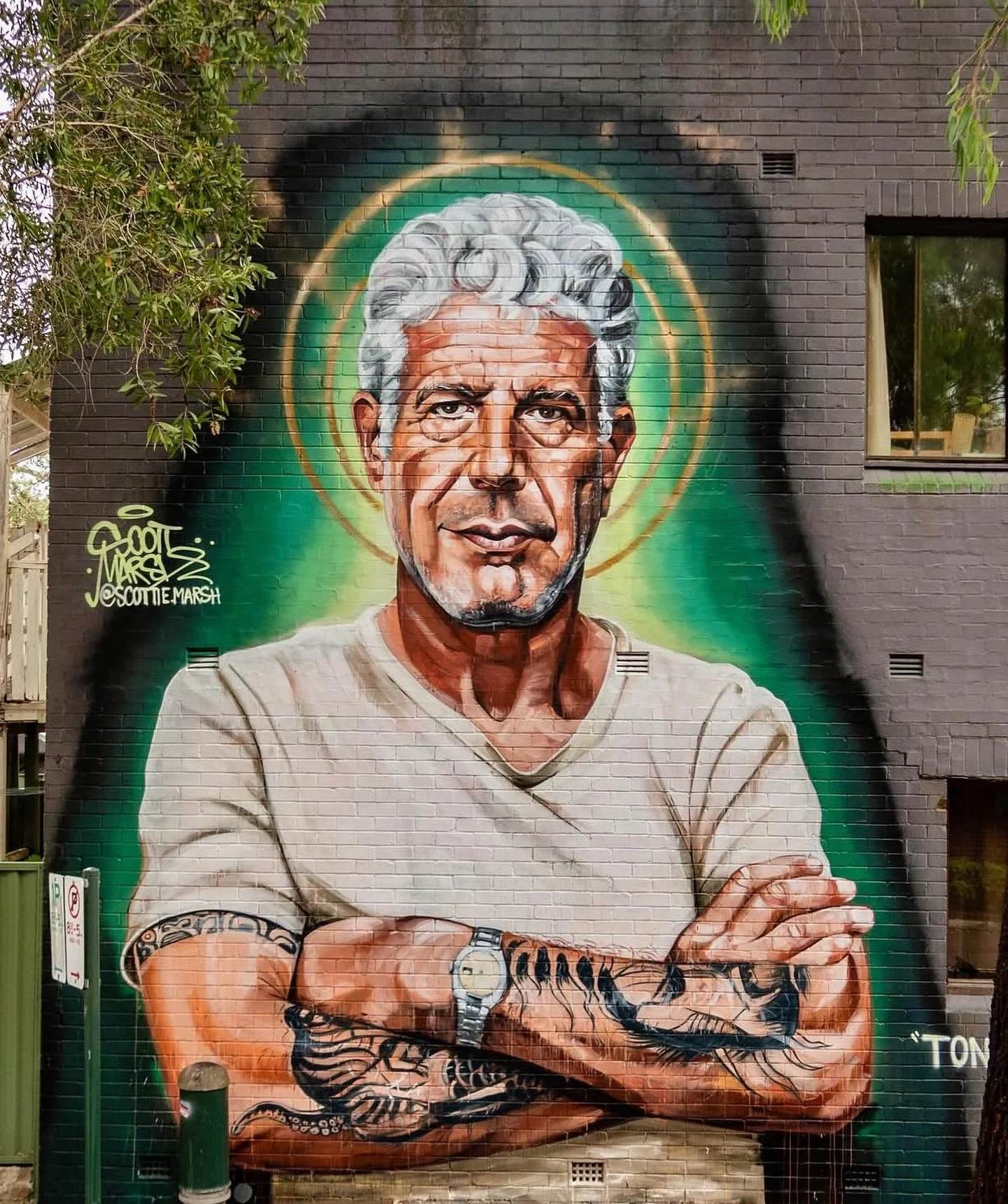 What a tribute!

Food was his language, curiosity his compass.
@scottie.marsh painted portrait of Anthony Bourdain reminding us that a meal is never just a meal, it&rsquo;s a story, a culture, a connection.

@anthonybourdain 

#anthonybourdain #chef 