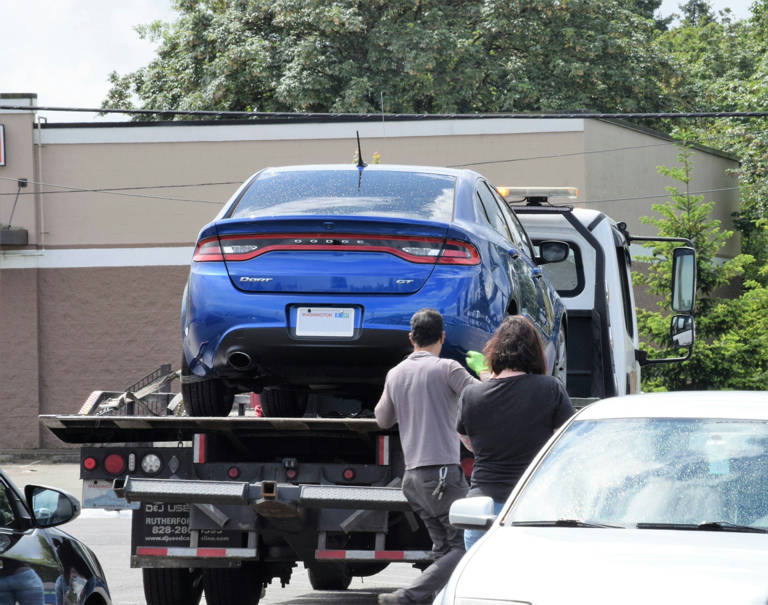 Does It Cost Money to Call a Tow Truck in South Florida?