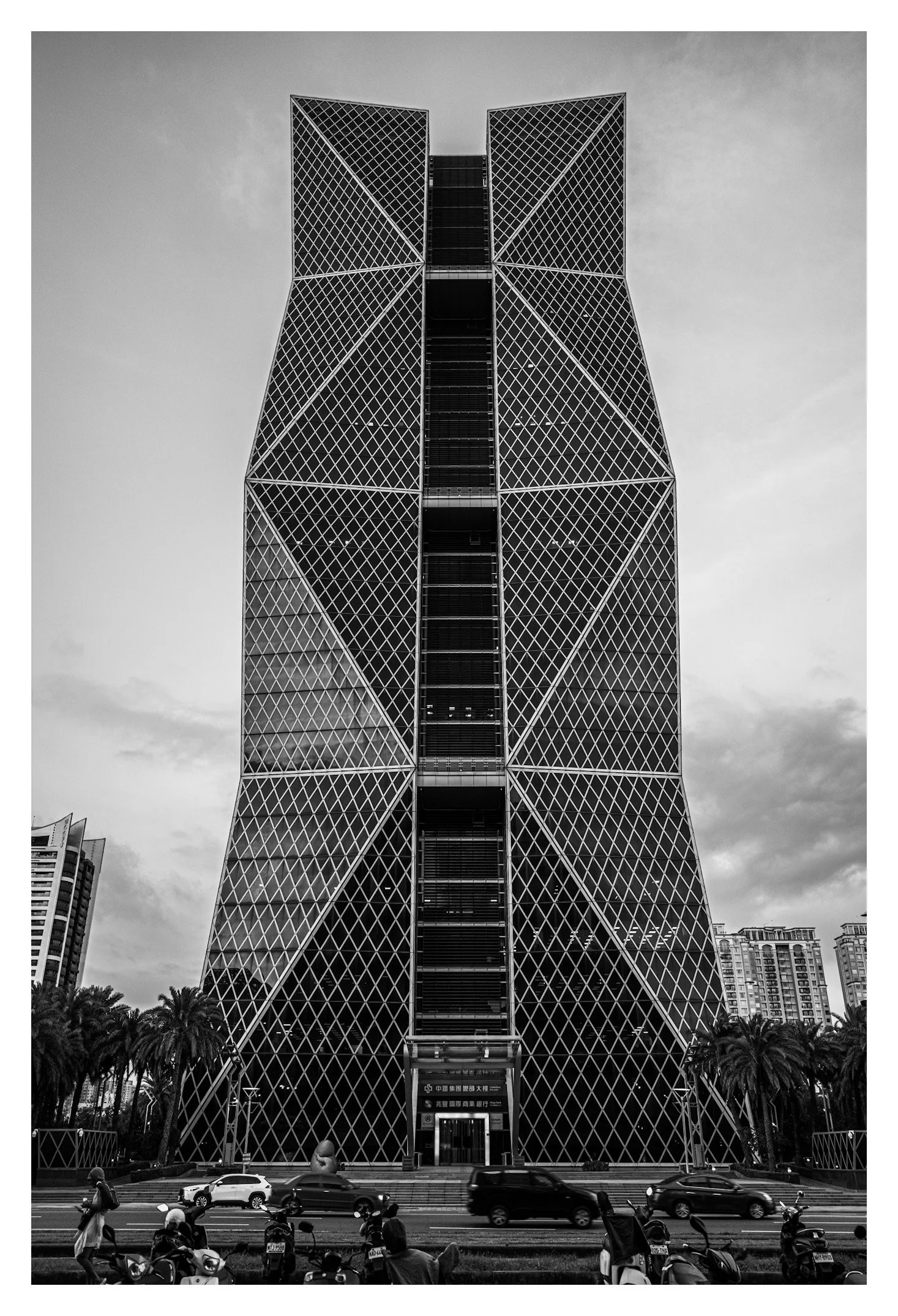 Day 253/365 Monolithic Geometry: Shifting Perspectives on Urban Architecture