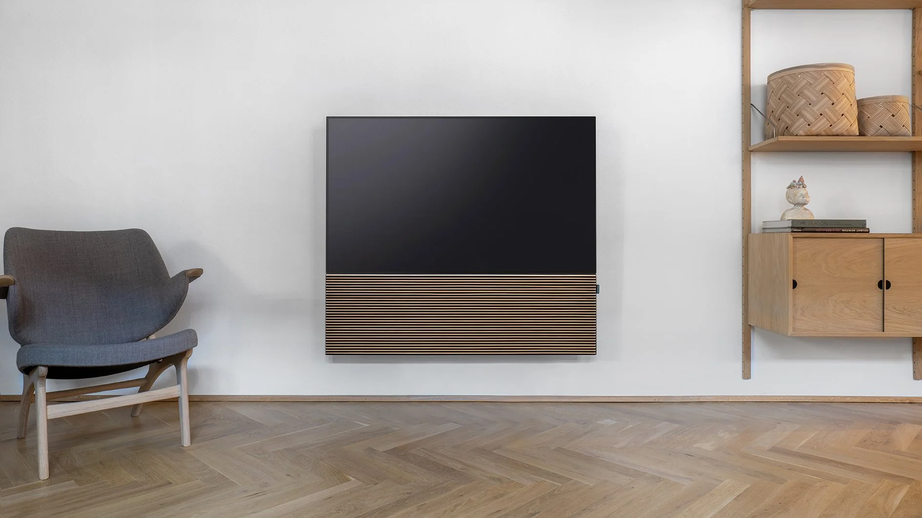 CANVASHiFi unter Fernseher montiert