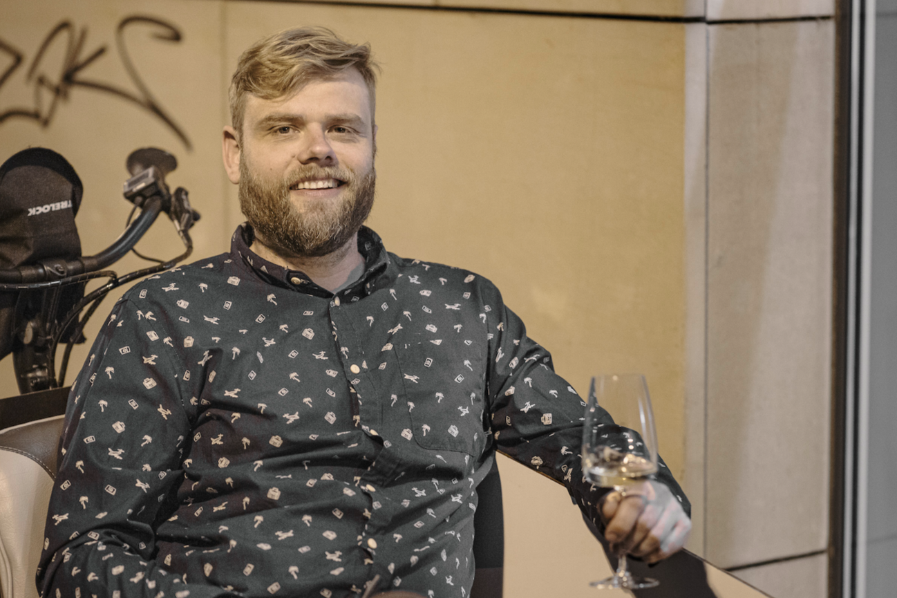 Christof Zander bei einer HiFi Beratung