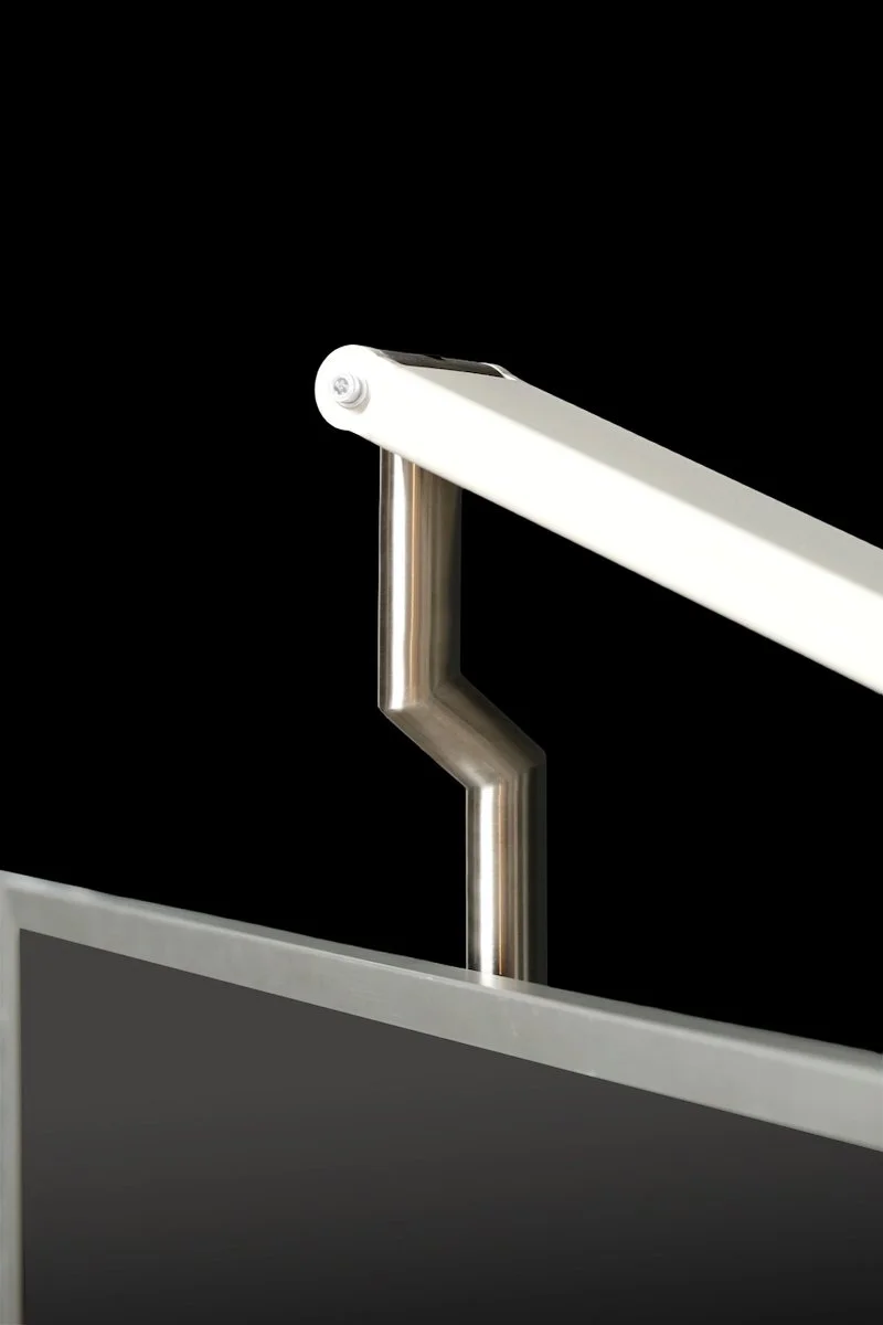 wissmann-131-9-TV-Halterung-Stehlampe.jpeg