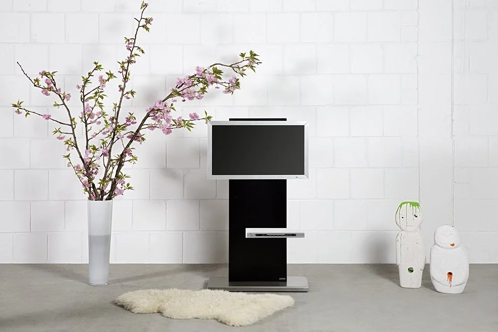 wissmann-135-2-TV-Stand.jpg