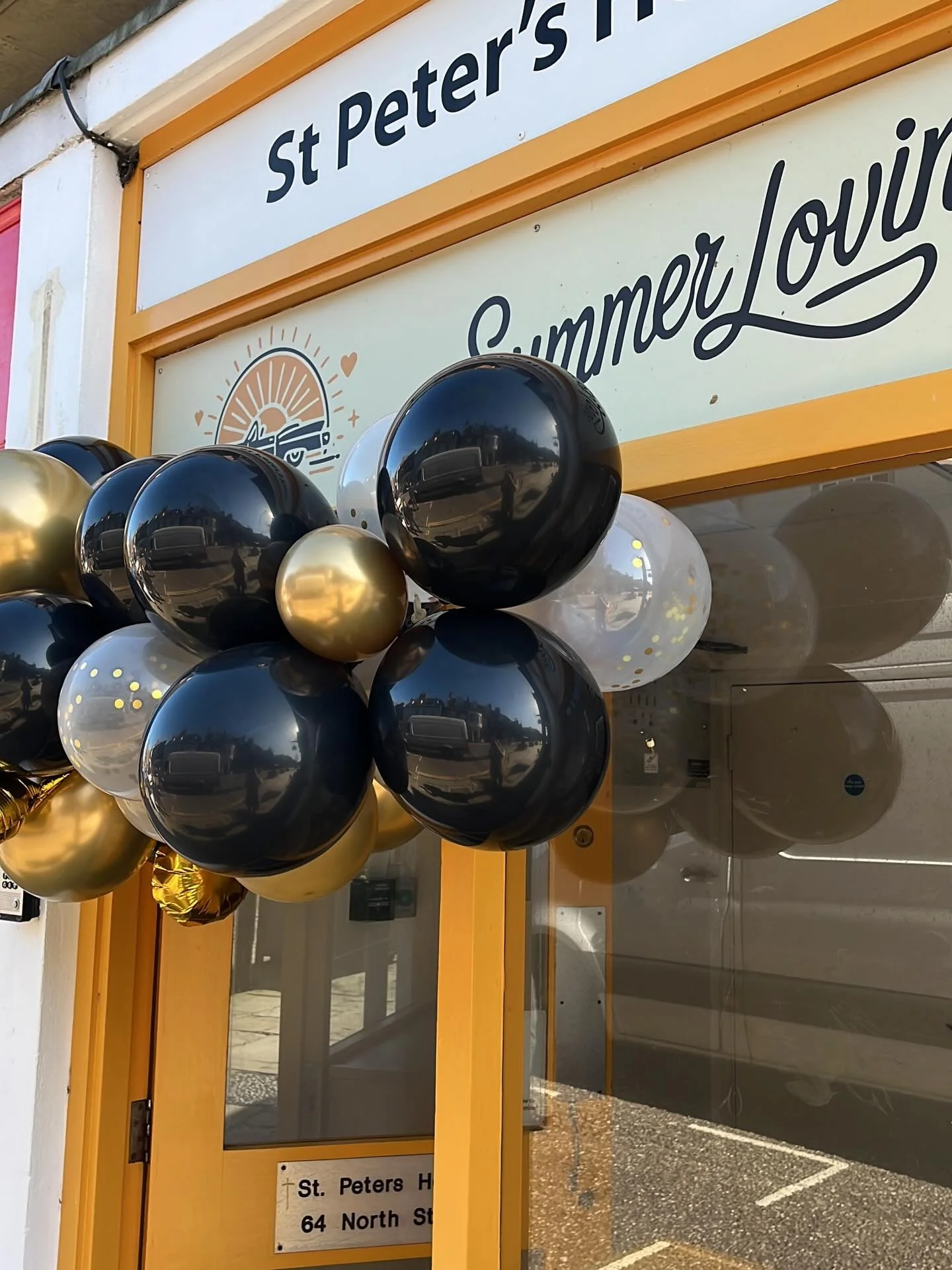 W E  A R E  O P E N 🙌 OPEN UNTIL 7pm TODAY.
#tan #chichester #hot #sunbed #bronzed