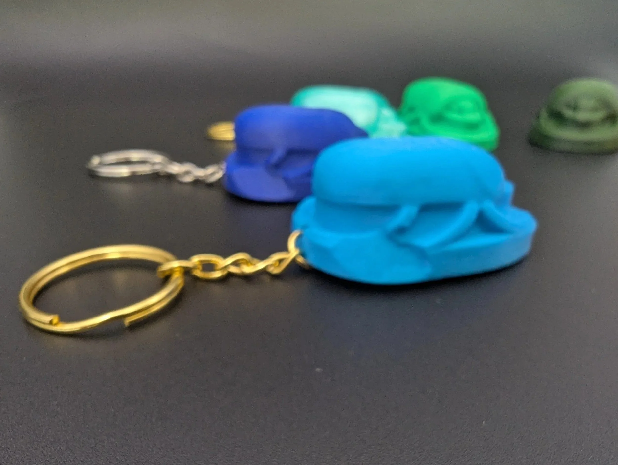Robuster Skarabäus-Schlüsselanhänger aus PETG, 3D-gedruckt & handveredelt. Schlüsselketten, Ansicht diagonal