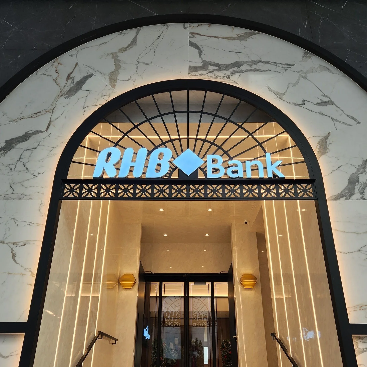 Rhb-bank-commercial-renovation-singapore-seng-joo-huat-08.jpg