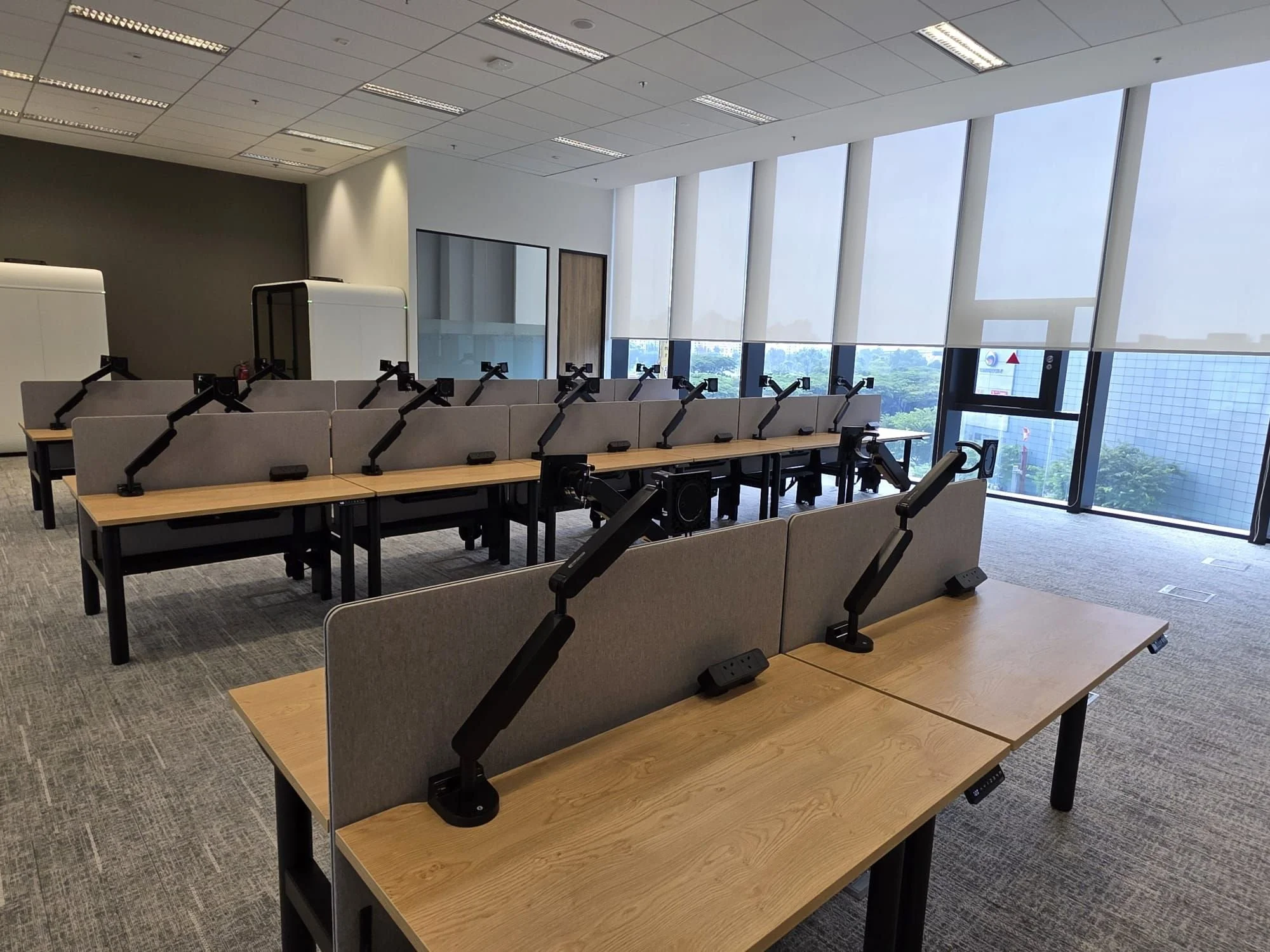 SJH-Commercial-Renovation-SG-Offices-Guocco-Midtown-Level-4-08.jpeg
