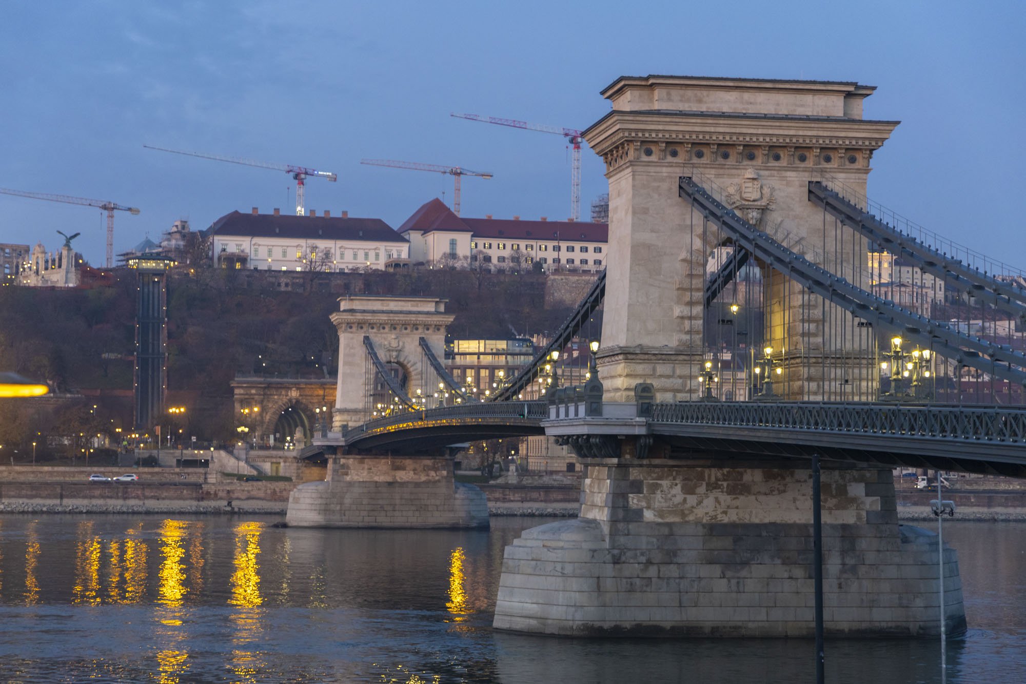 The Széchenyi Chain Bridge in Budapest, Hungary at blue hour before sunrise.