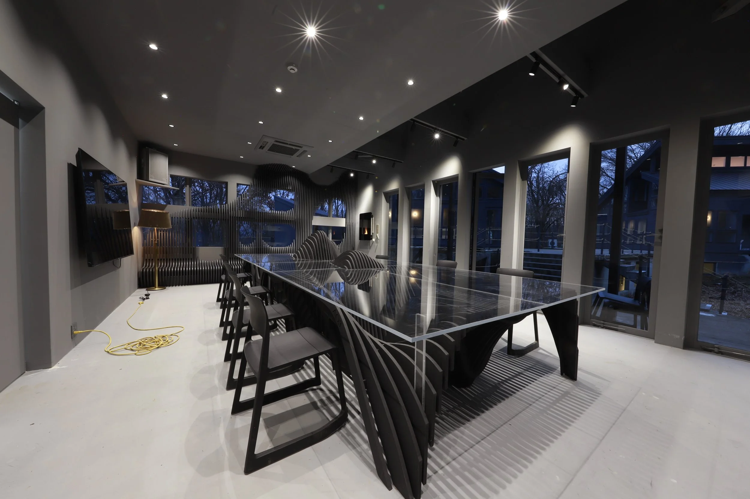 デザイン性と機能性を両立した客室・共用空間