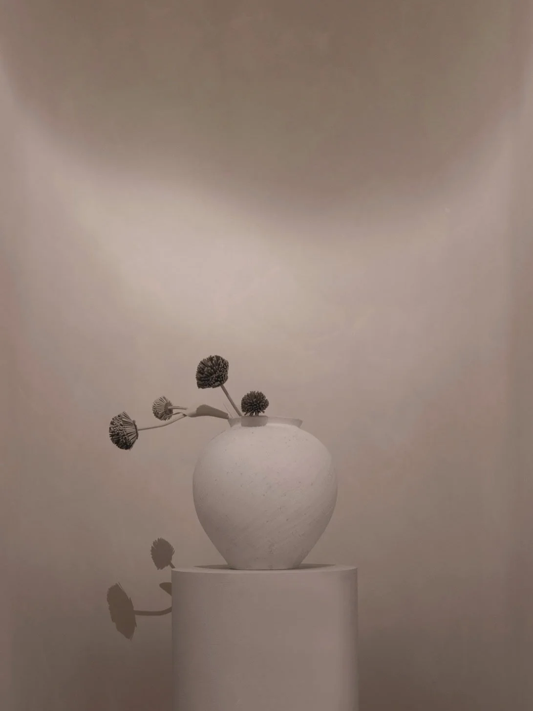 In a world often driven by perfection and uniformity, wabi-sabi offers a softer perspective: beauty is found in irregular textures, organic forms, gentle asymmetry, and the marks left by life itself.