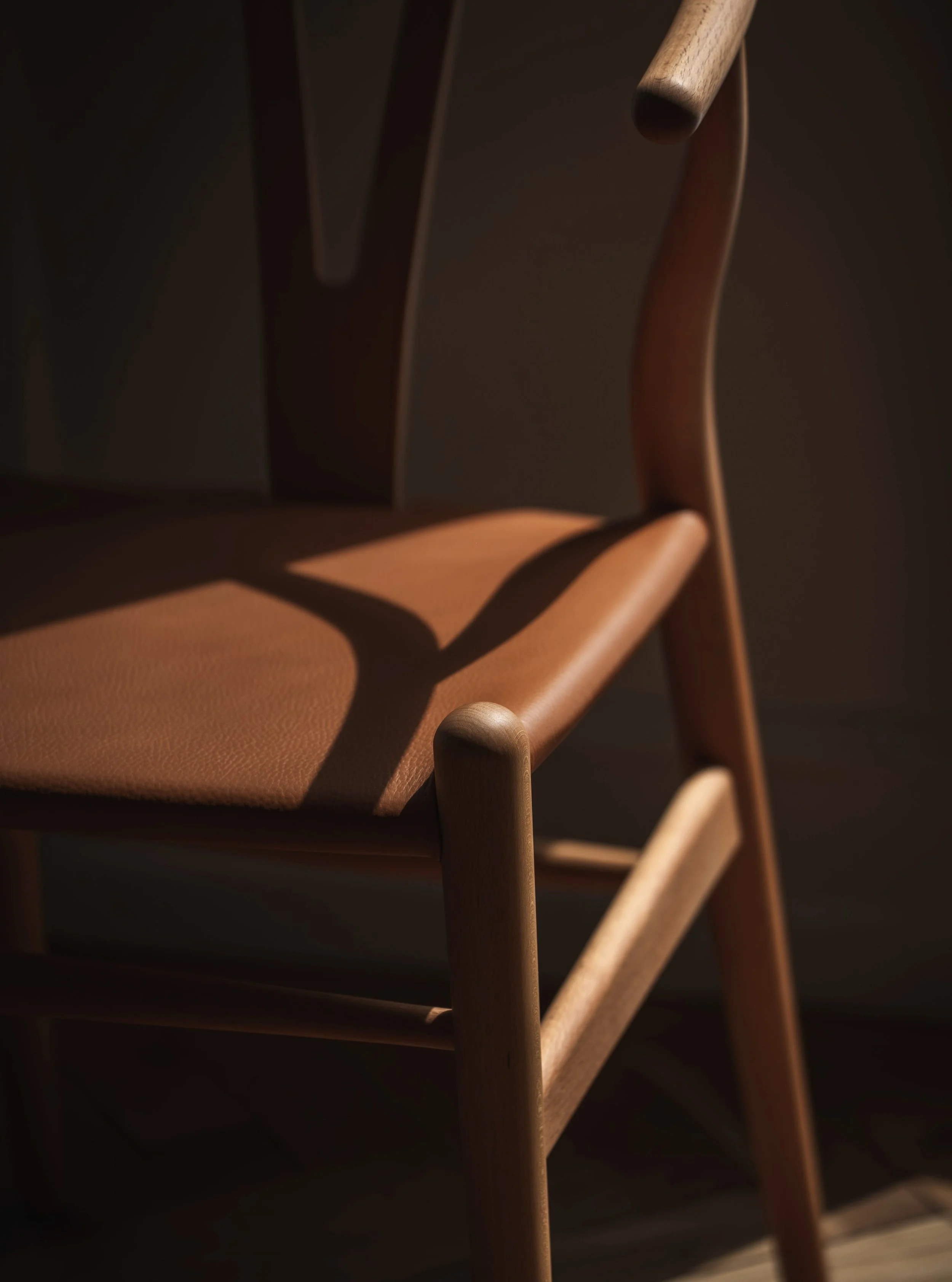 I&rsquo;ve always loved pieces that feel quiet, but stay with you.

The Wishbone Chair is one of them.

Designed by Hans J. Wegner in 1949, it&rsquo;s simple at first glance: a curved back, a woven seat, a beautiful wooden frame. But the more you loo