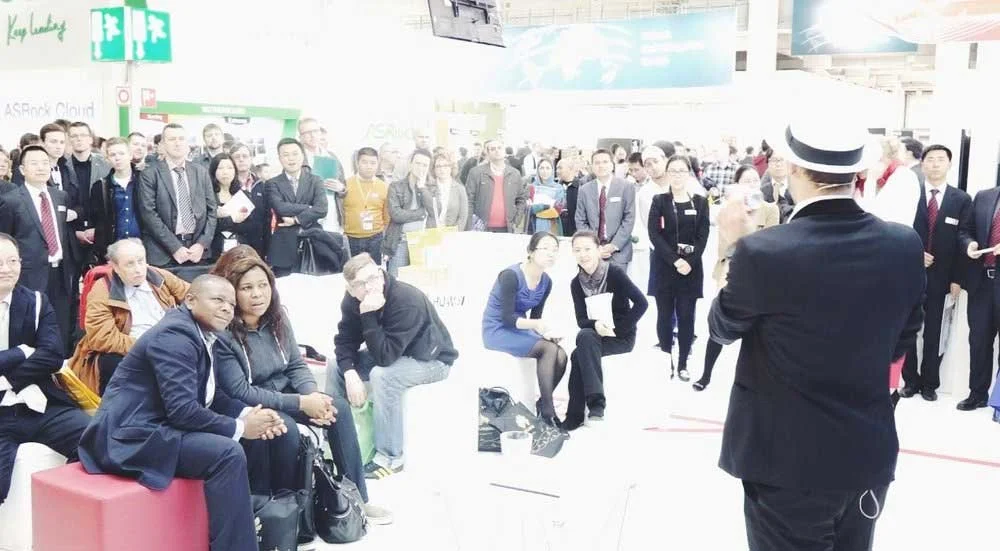 Zauberer Frankfurt am Messestand