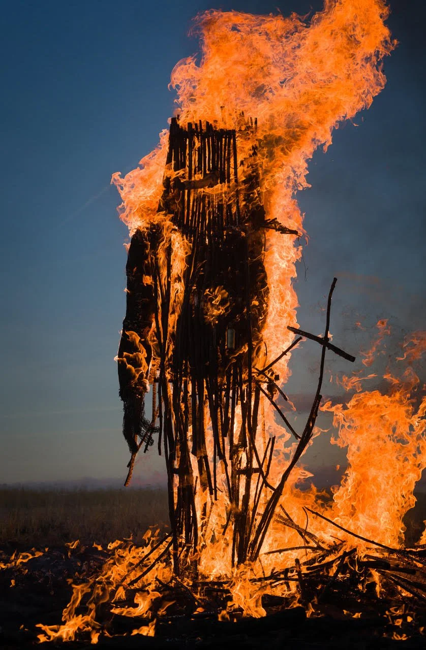 Lifting the Curse. Film screening and Q&A with Tim Shaw RA