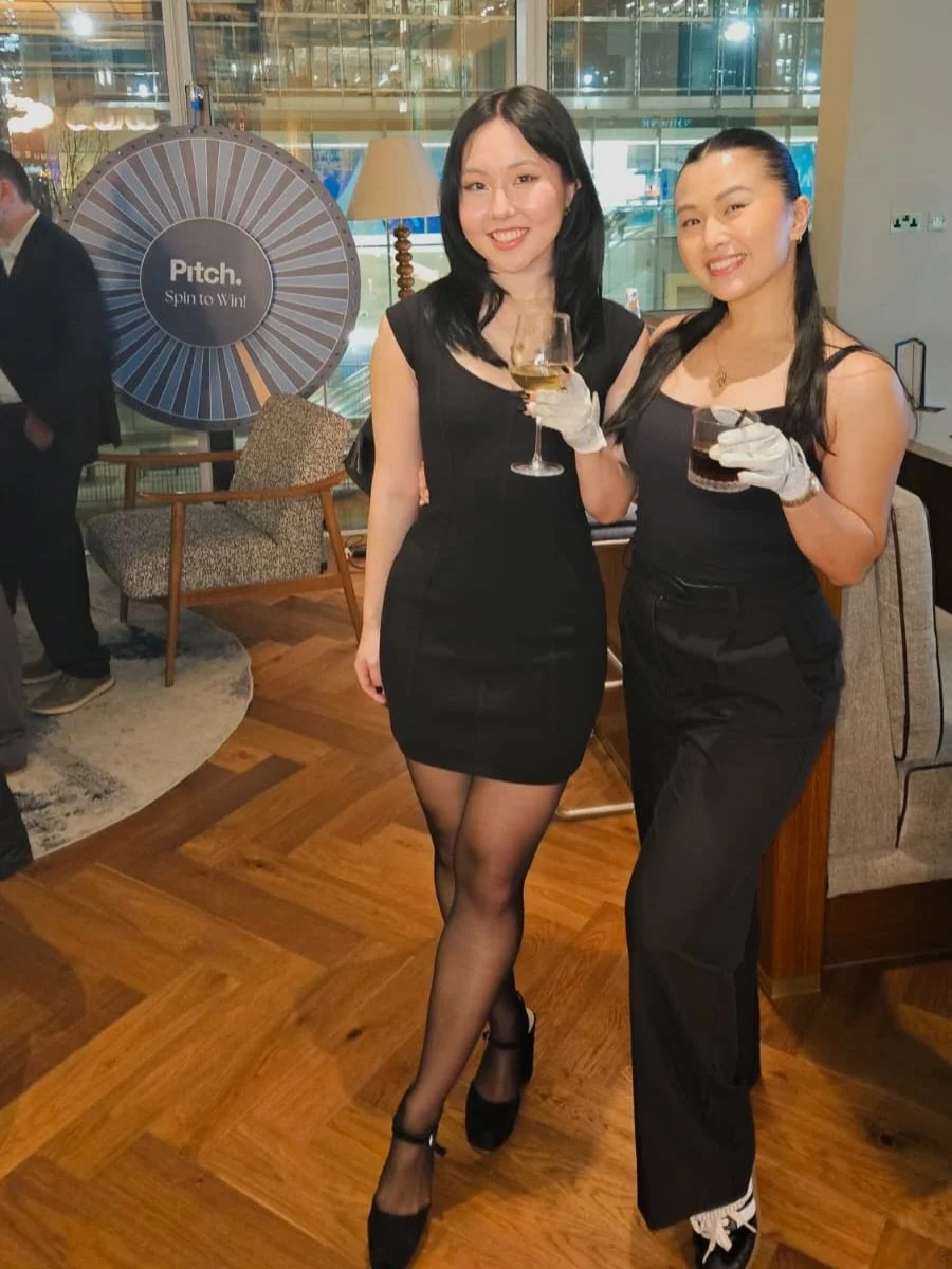 Golf girls after work @pitchlondon 

#golf #golfgirl