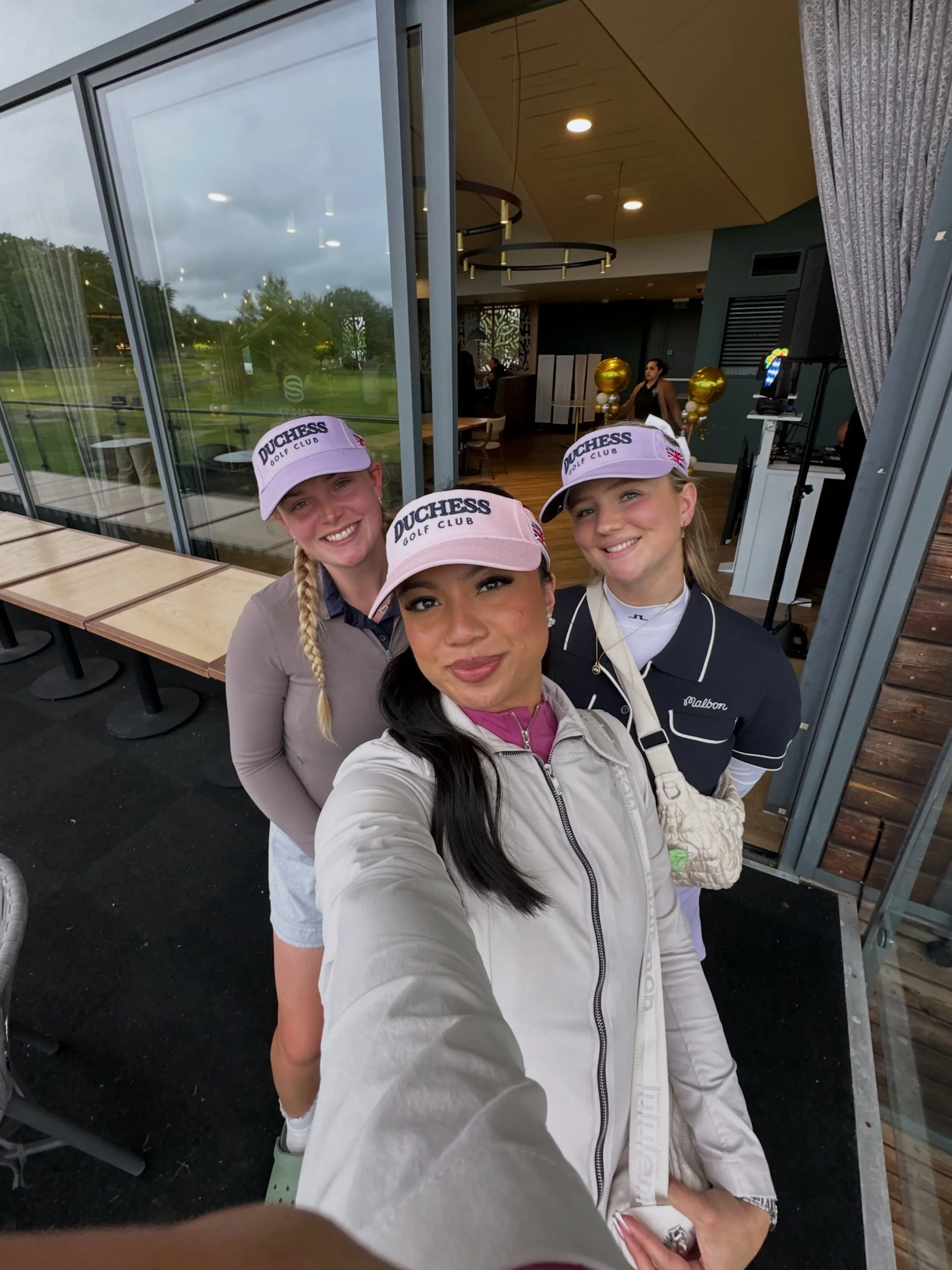 The Classic Duchess Golf Club visor now available in 4 colours 💌

Available to order on the Duchess Golf Club website 📲
Link is in our bio 

For the stylish; chic &amp; sporty golf girls ✨

#golf #golfer #golfgirl #golfaccessories #golfoutfit
