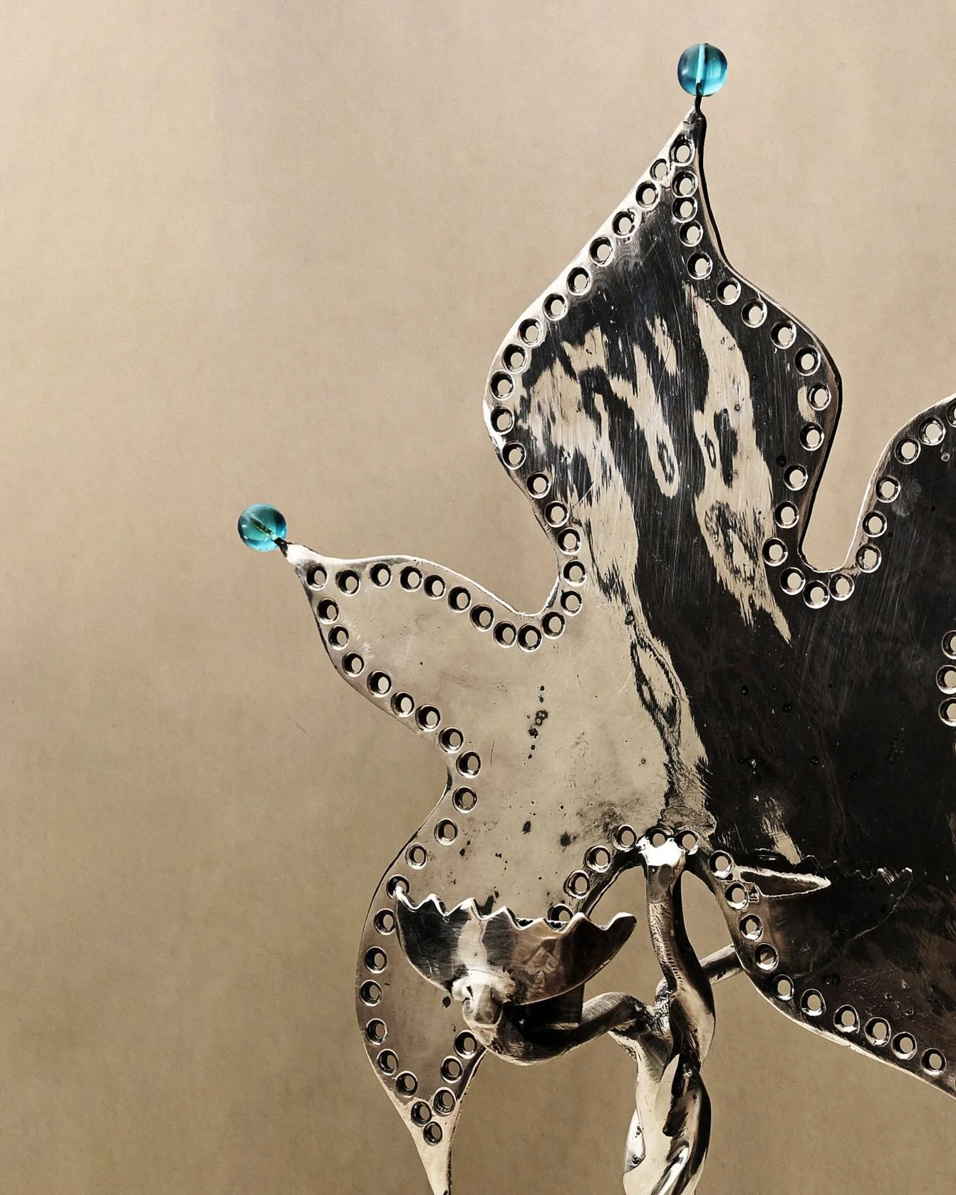 Derniers jours ! L&rsquo;exposition ferme ses portes demain !

L&rsquo;exposition est ouverte jusqu&rsquo;au 1er novembre 2025 
4 rue Visconti, 75006 Paris 
Du mardi au samedi, de 10h &agrave; 19h30

Last days ! The exhibition closes tomorrow ! 
Open